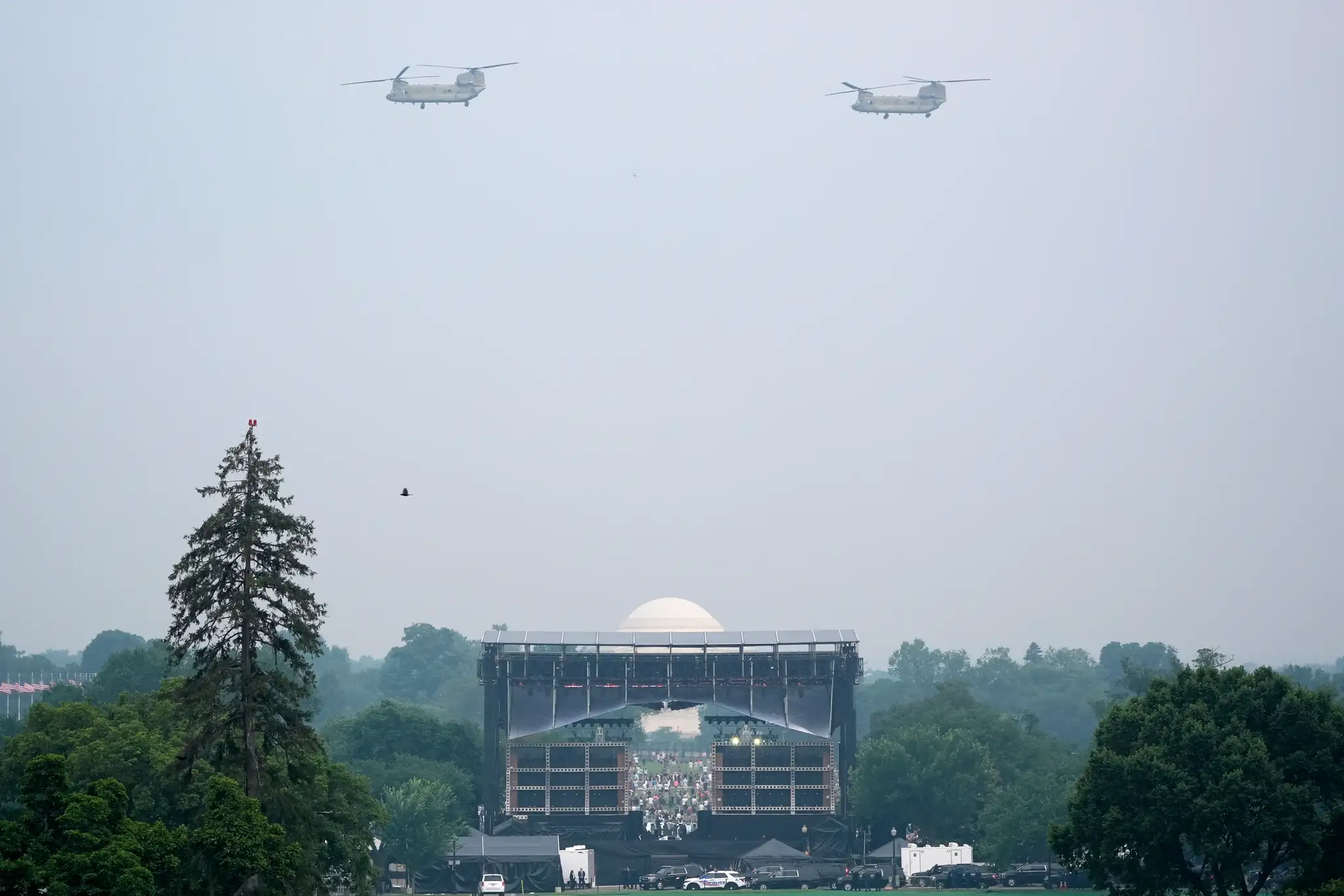 Trump_Military_Parade451997