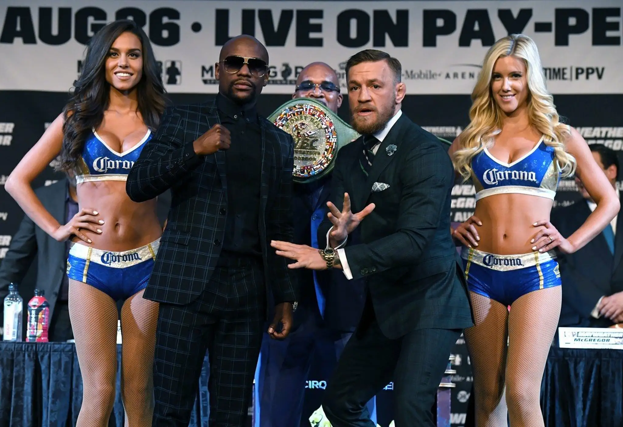 Mayweather vs McGregor.