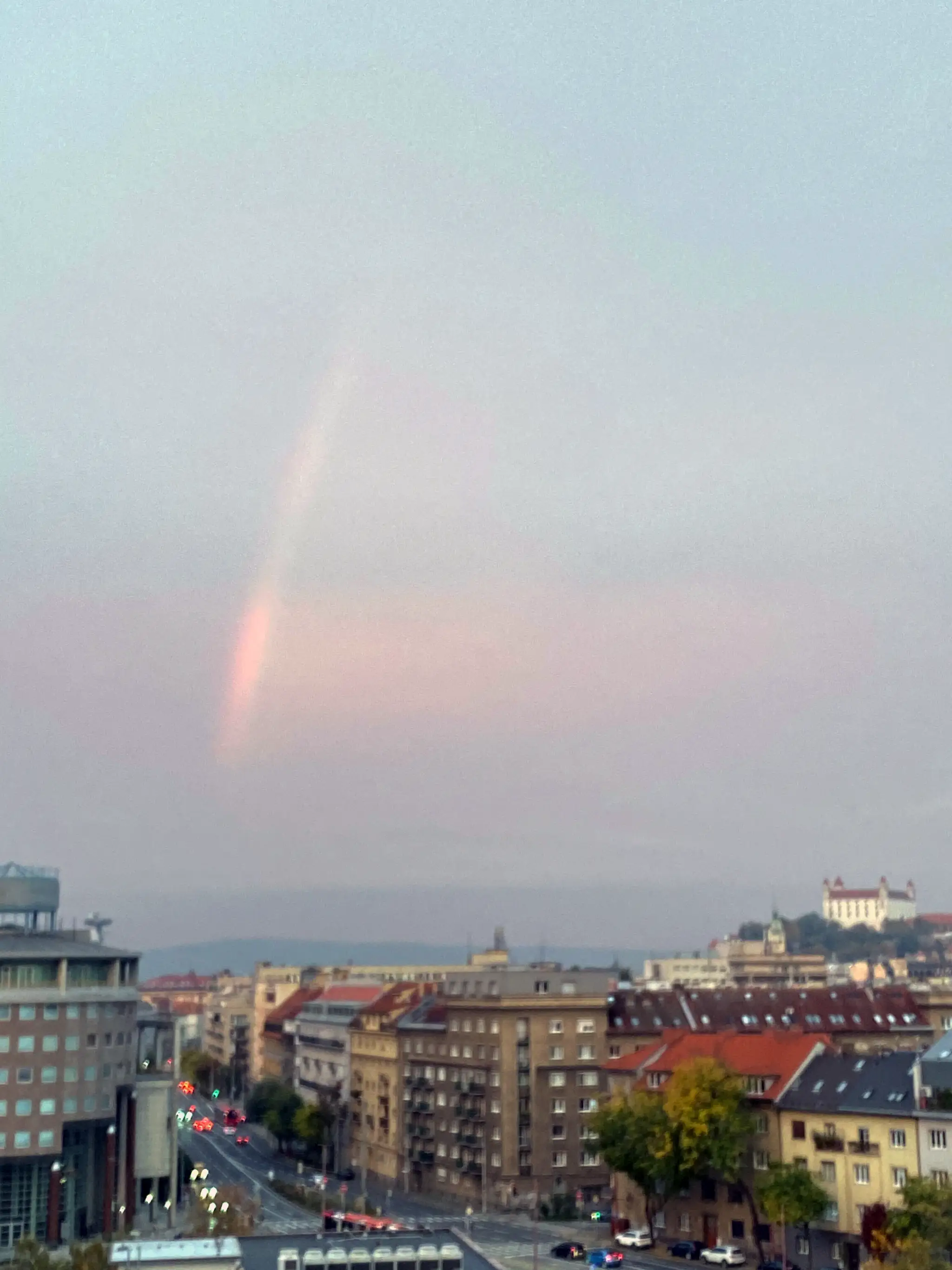 Halový jav nad Bratislavou.