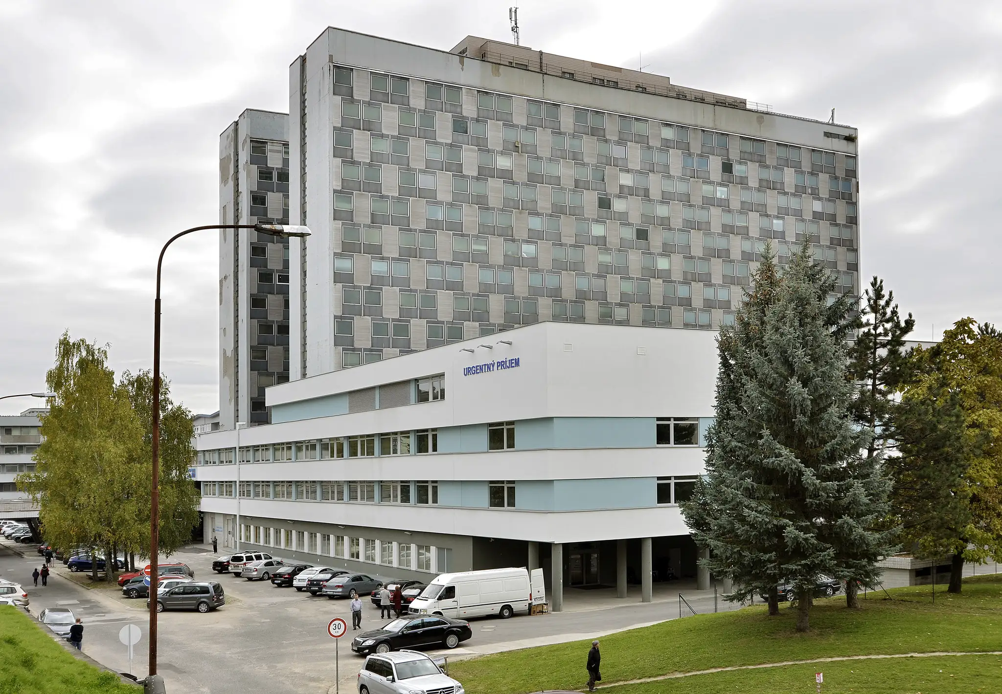 Banskobystrická Fakultná nemocnica s poliklinikou F. D. Roosevelta