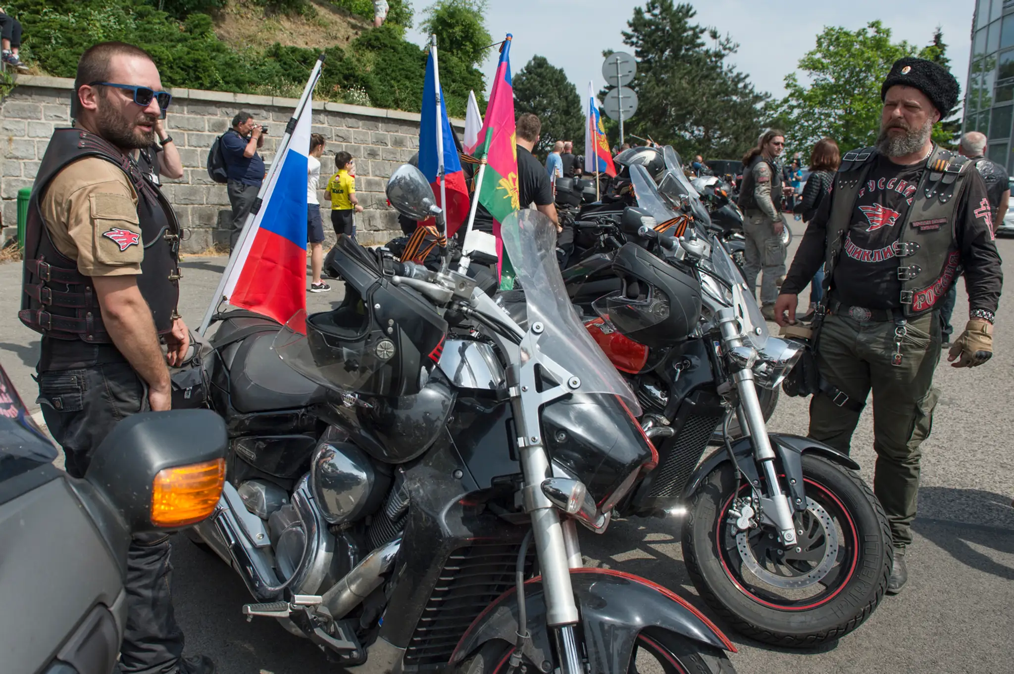 Noční vlci na motorkách si prišli na Slavín uctiť pamiatku vojakov Červenej armády v máji 2018.
