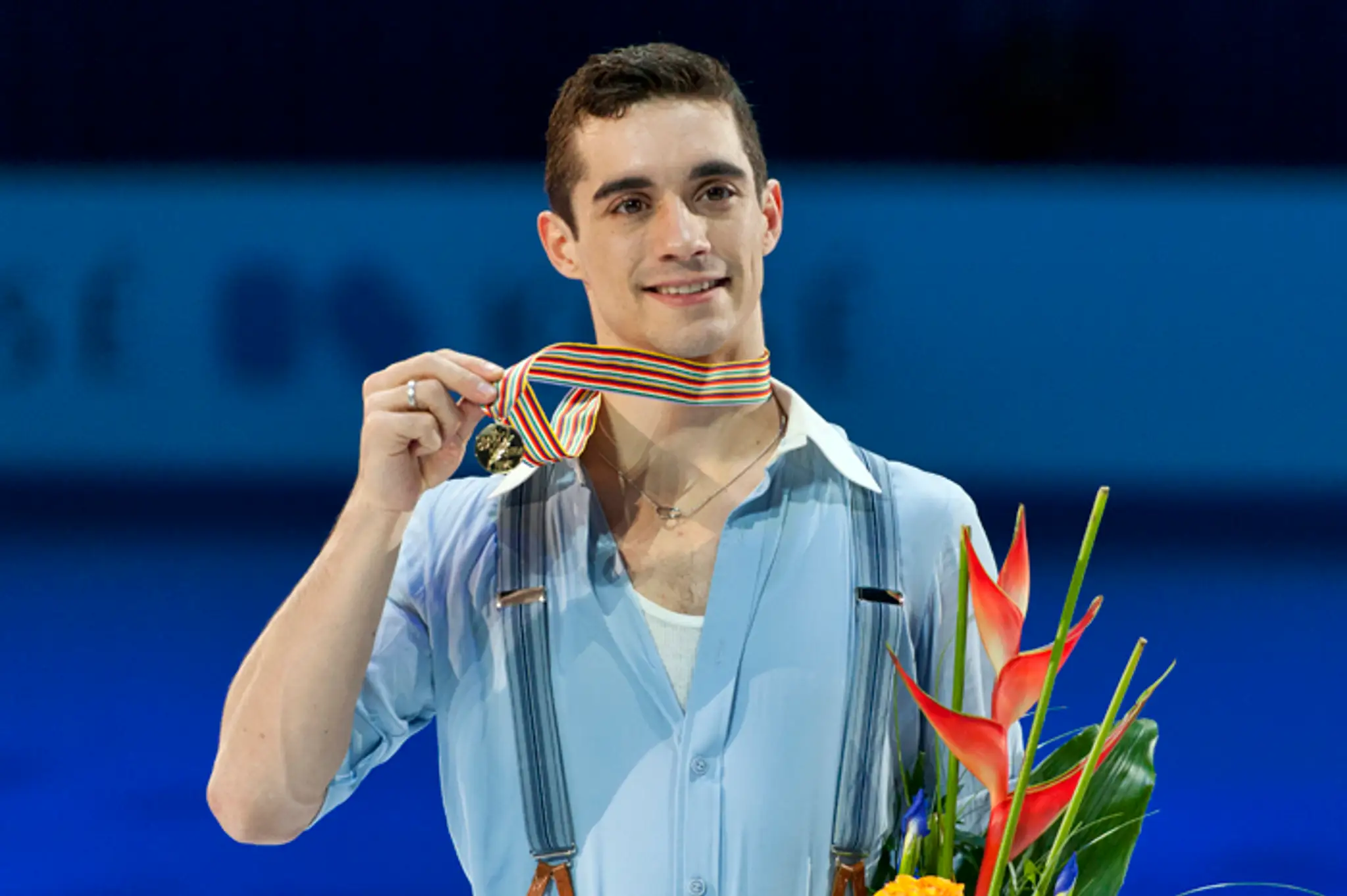 Španielsky krasokorčuliar Javier Fernandez so zlatou medailou na ME v Bratislave.