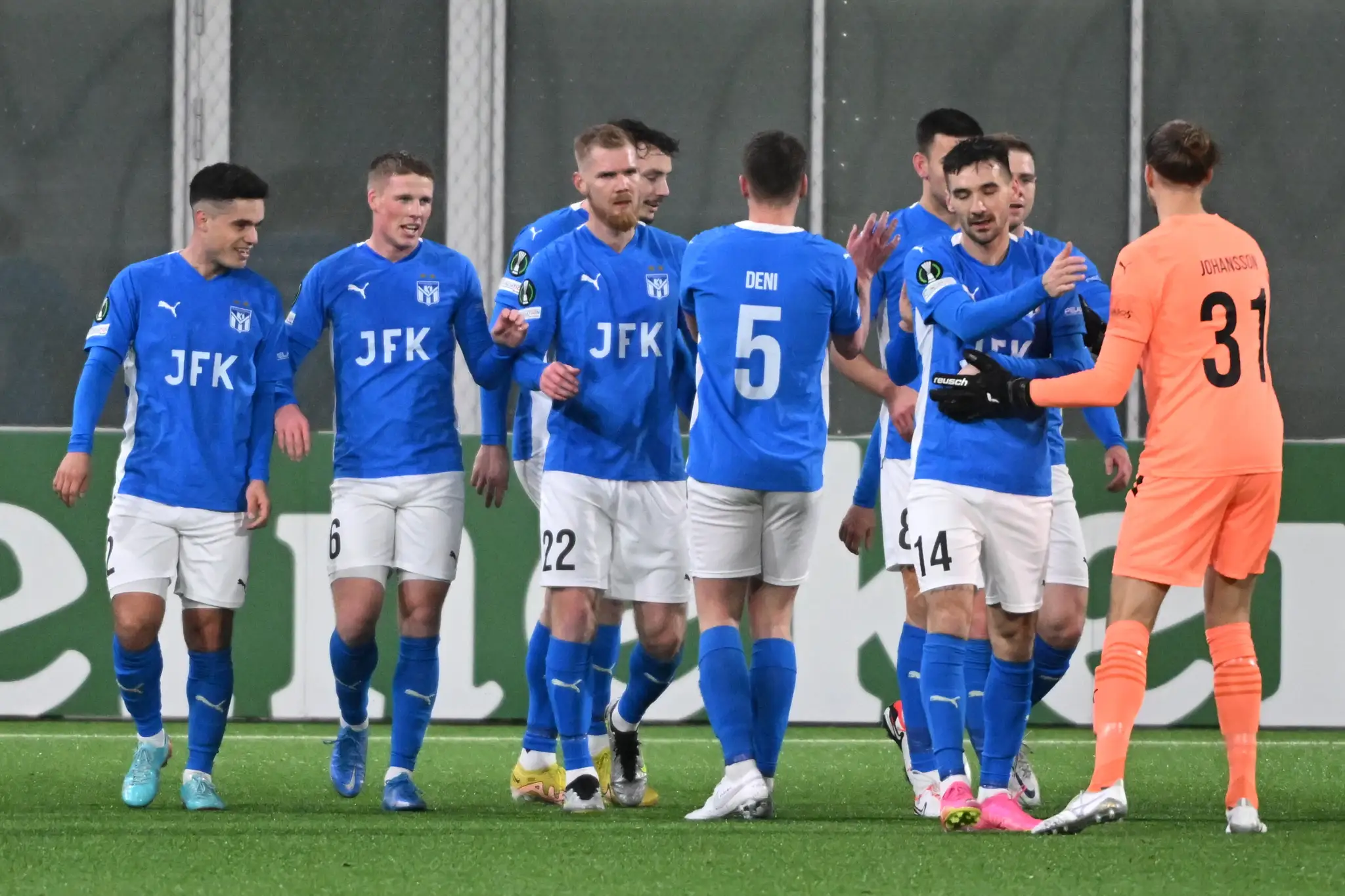 KÍ Klaksvík - Slovan Bratislava.