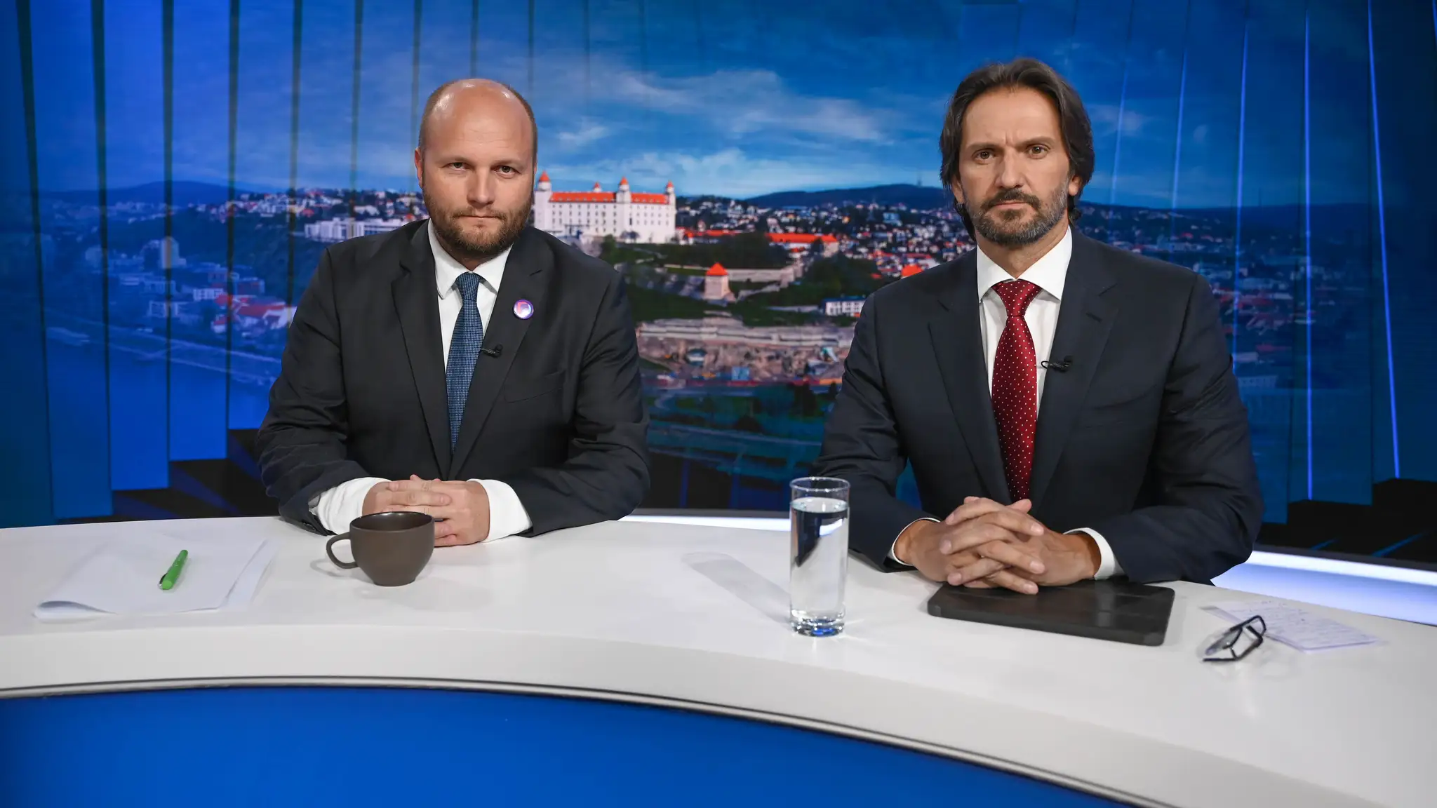 Jaroslav Naď a Robert Kaliňák v relácii Na telo.
