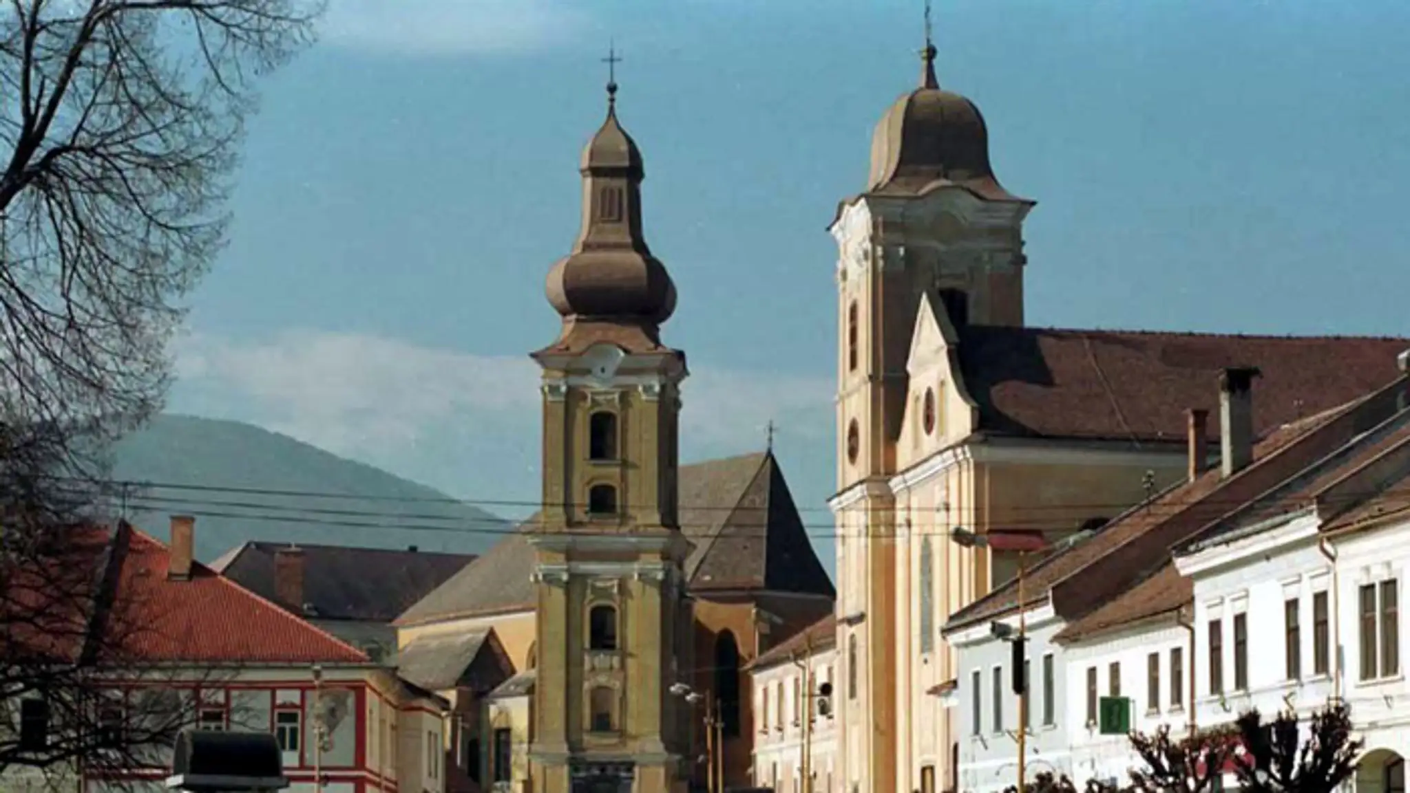 Katedrálny kostol Nanebovzatia Panny Márie v Rožňave.