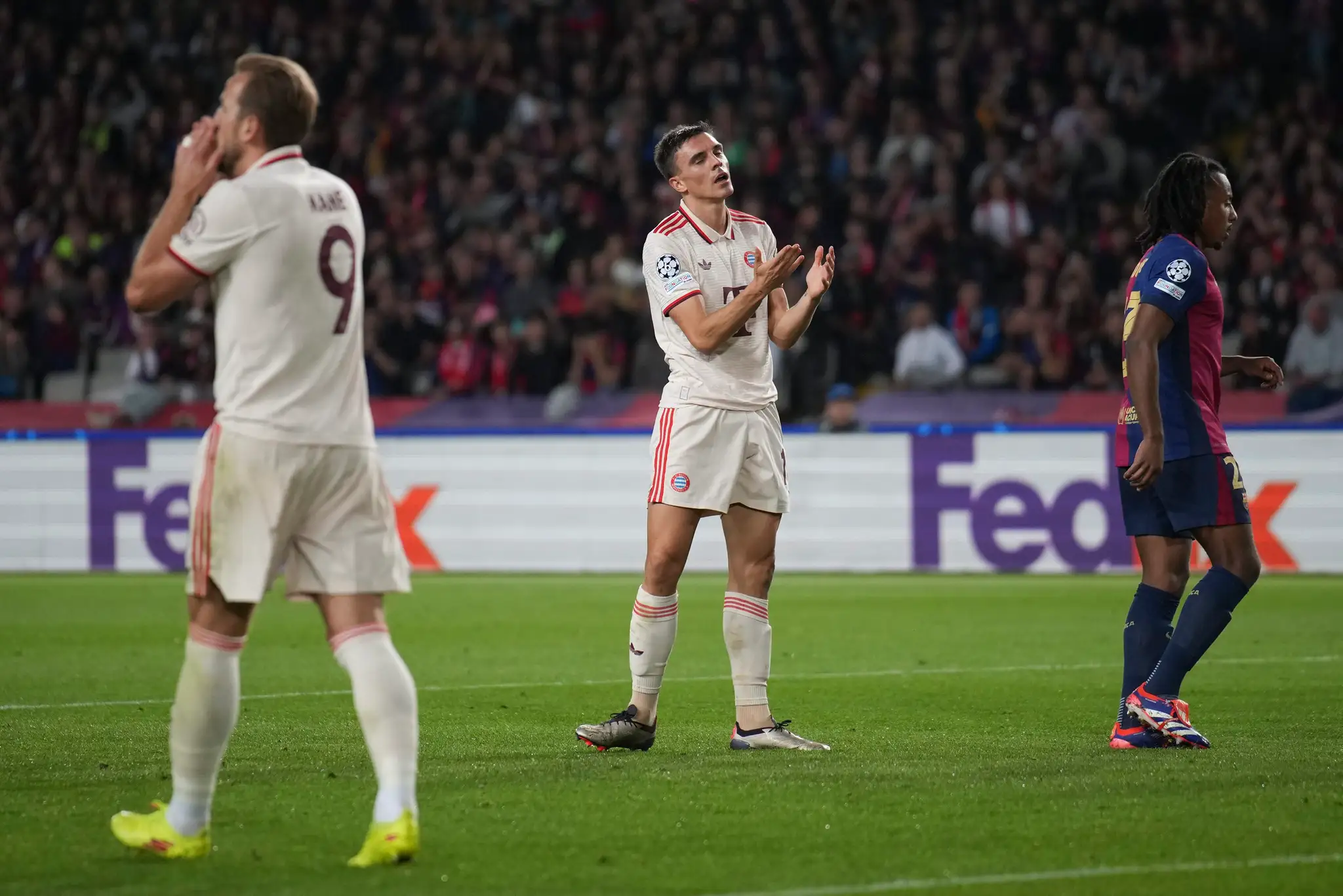 Futbalistom Bayernu Mníchov nevyšiel zápas v Lige majstrov proti Barcelone.