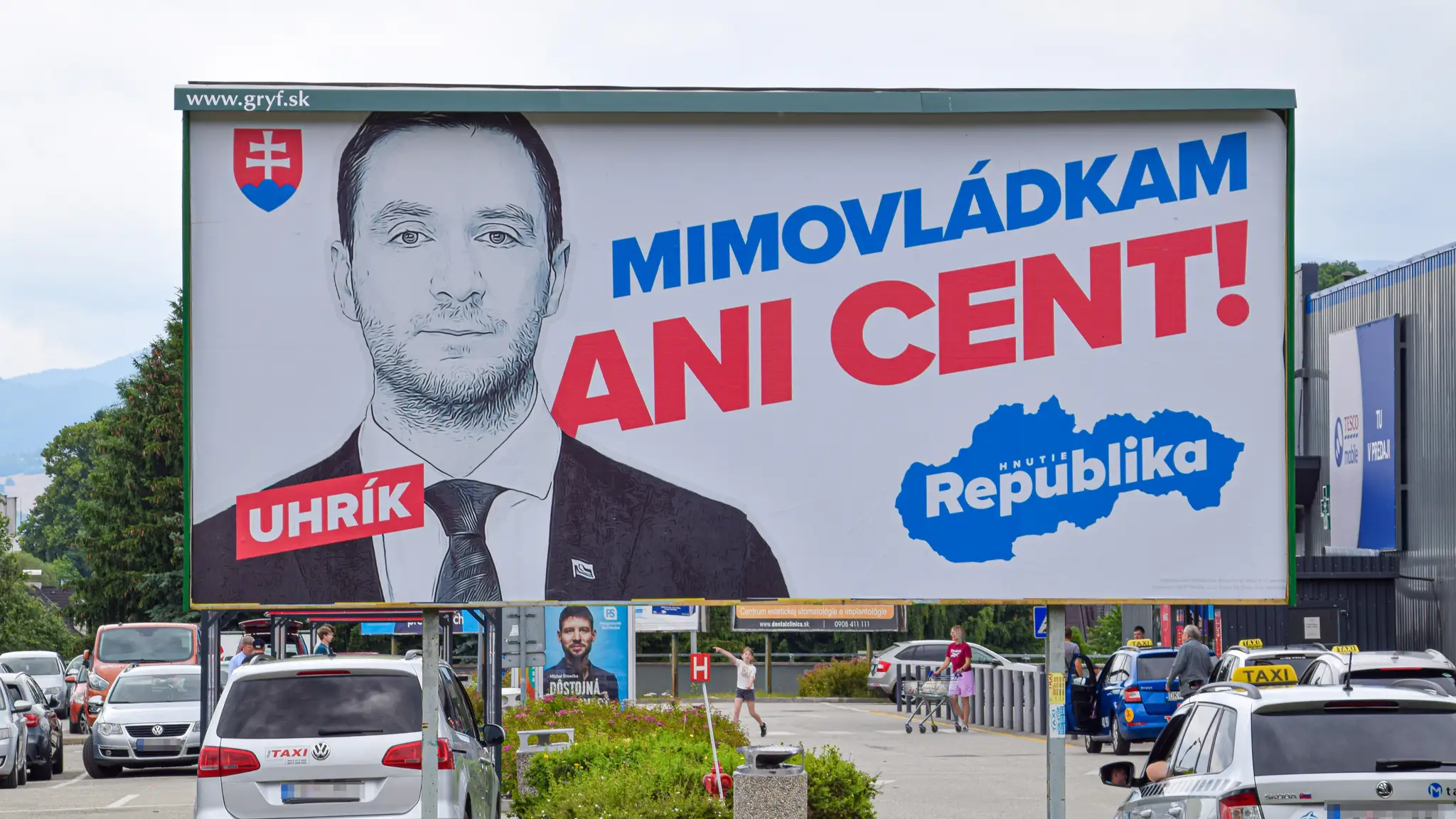 Bilbord hnutia Republika.