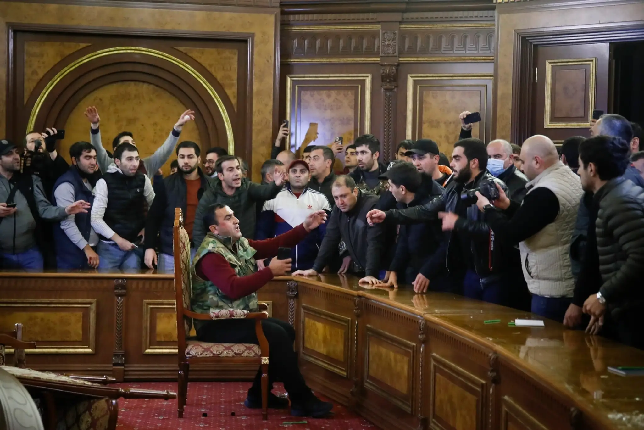 Armenia_Azerbaijan131327740211.jpg