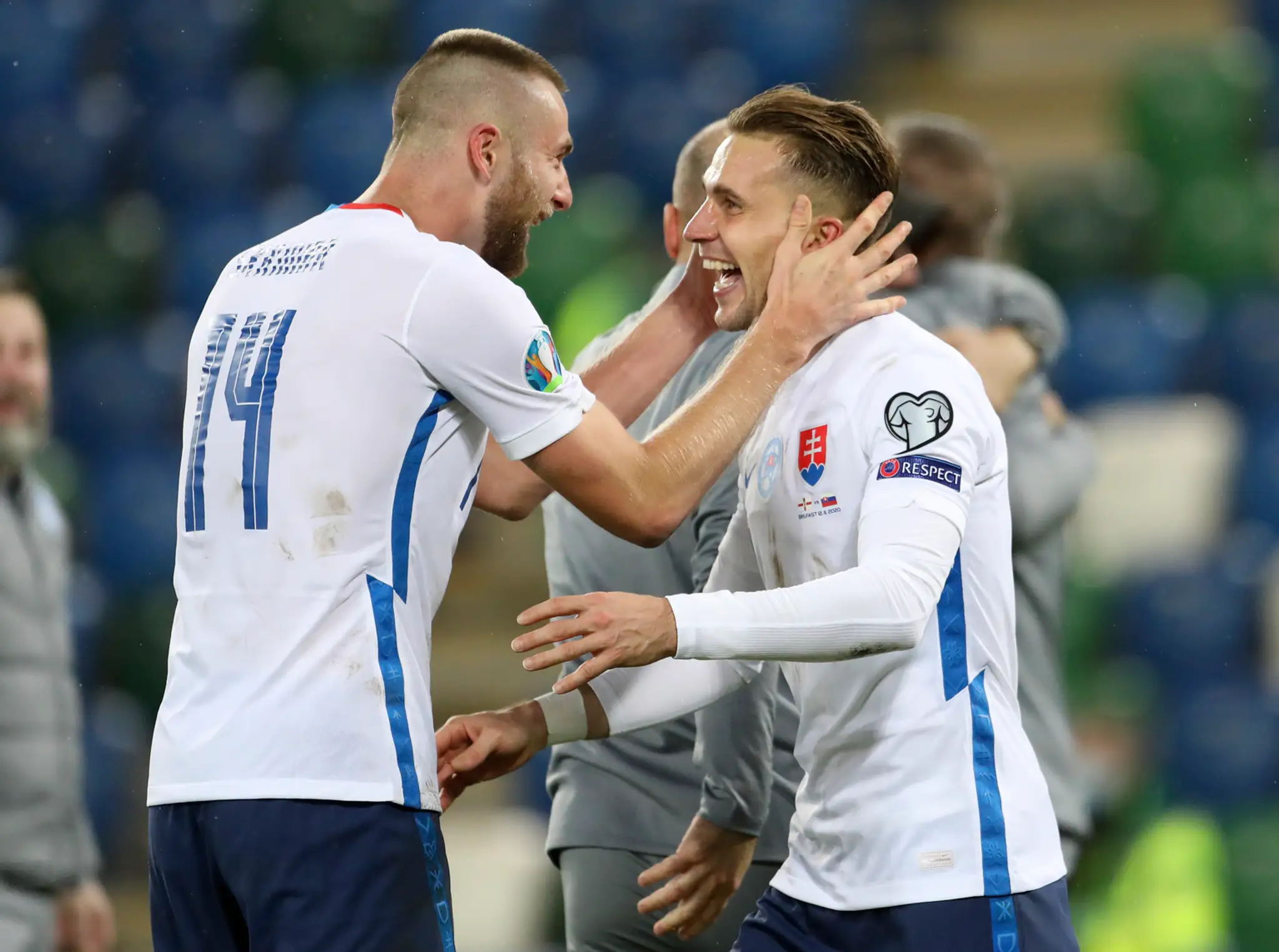 Severoír Kyle Lafferty reaguje po prehre vo finále play off EURO 2020 proti Slovensku.