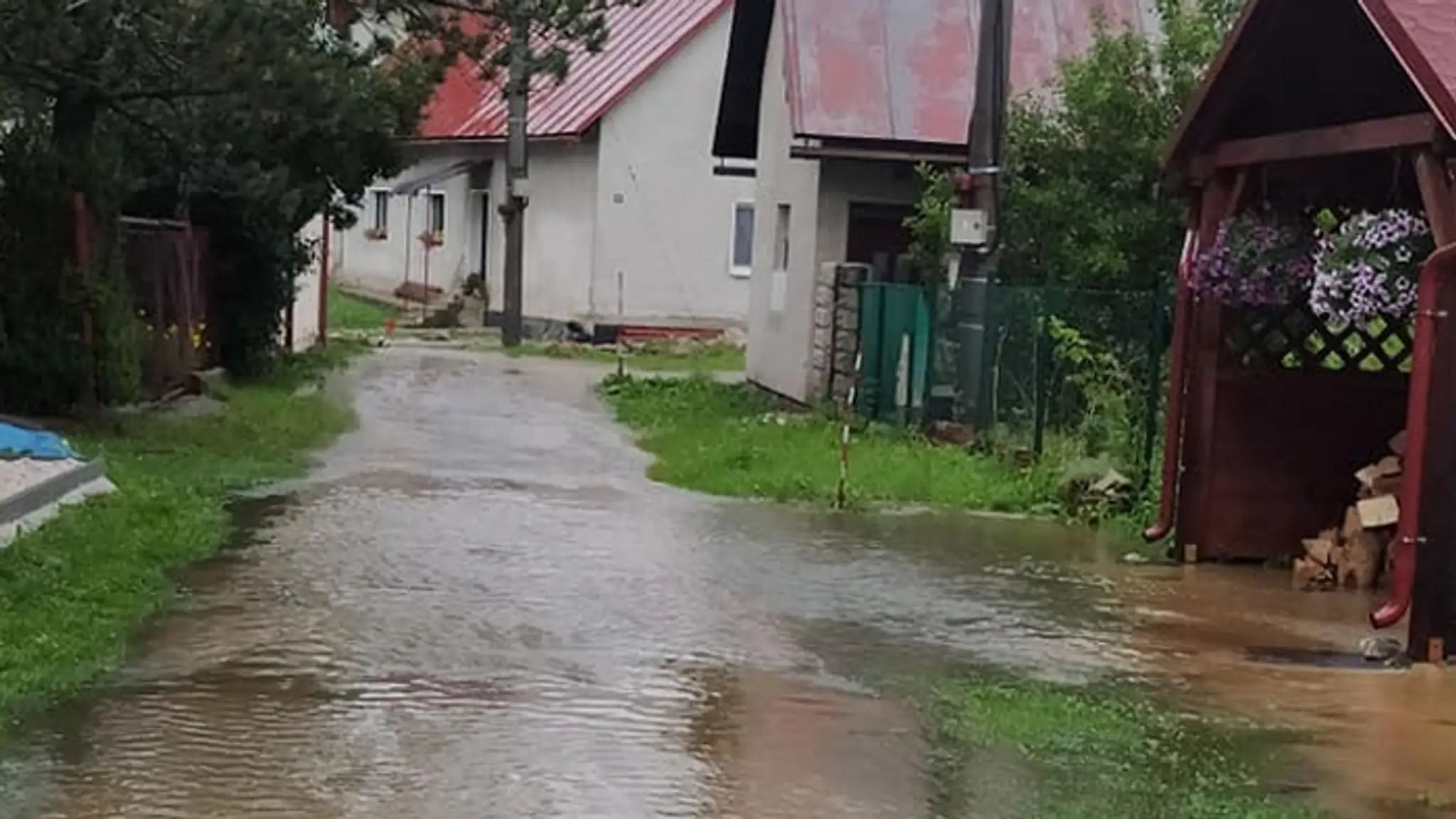 Záplavy v Čičmanoch.