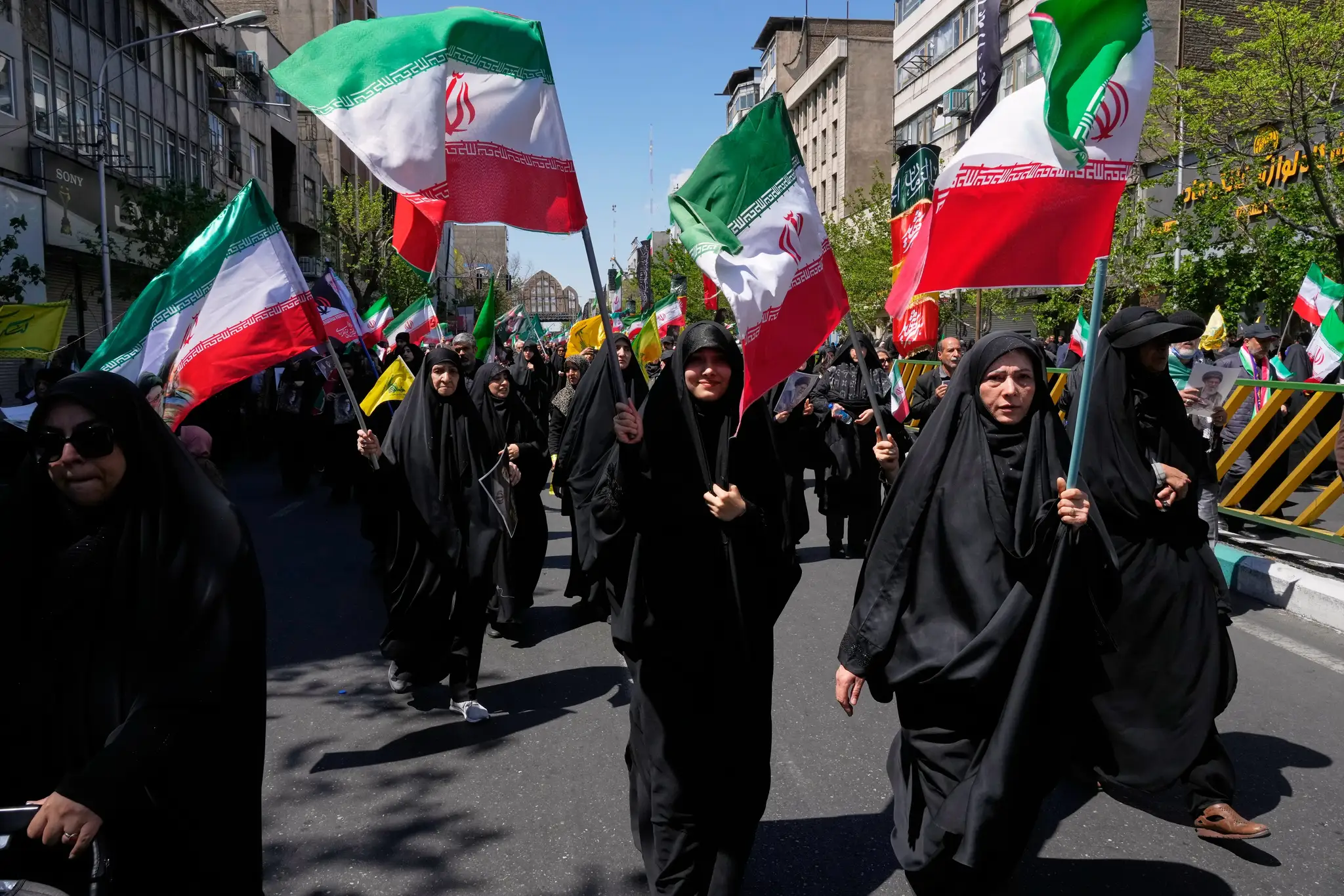 Irán