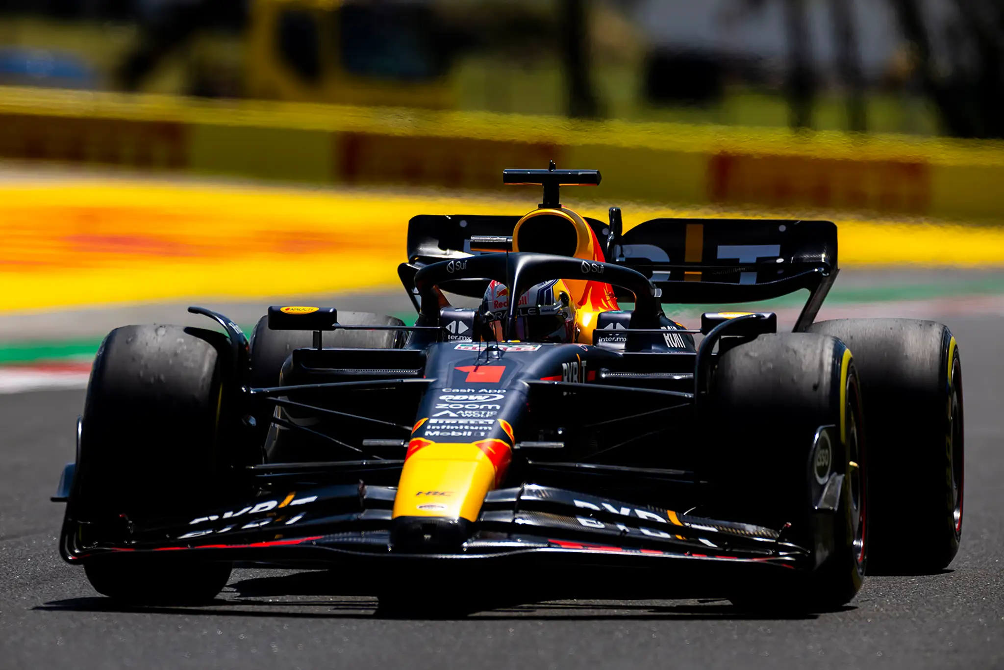 Max Verstappen na Red Bulle.