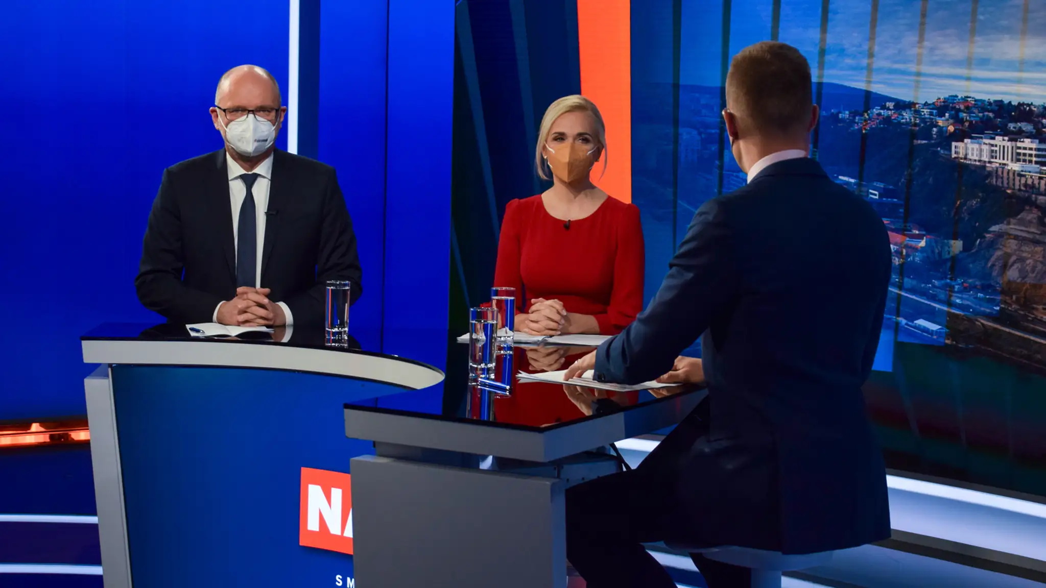 Richard Sulík a Denisa Saková v Na telo.