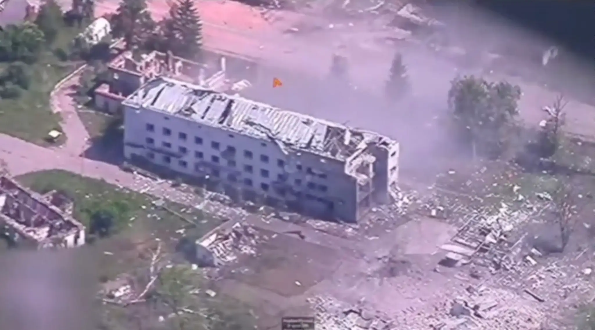 Výbuch kĺzavej bomby FAB-3000.