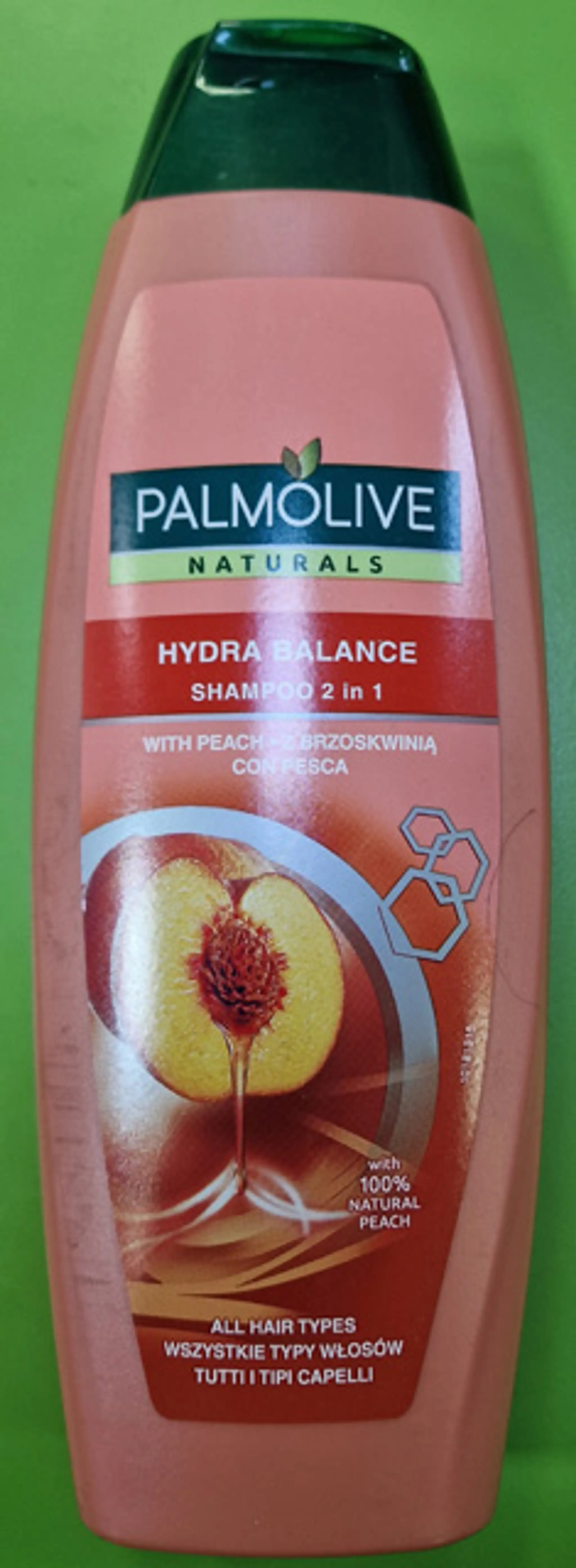 Šampón Palmolive.