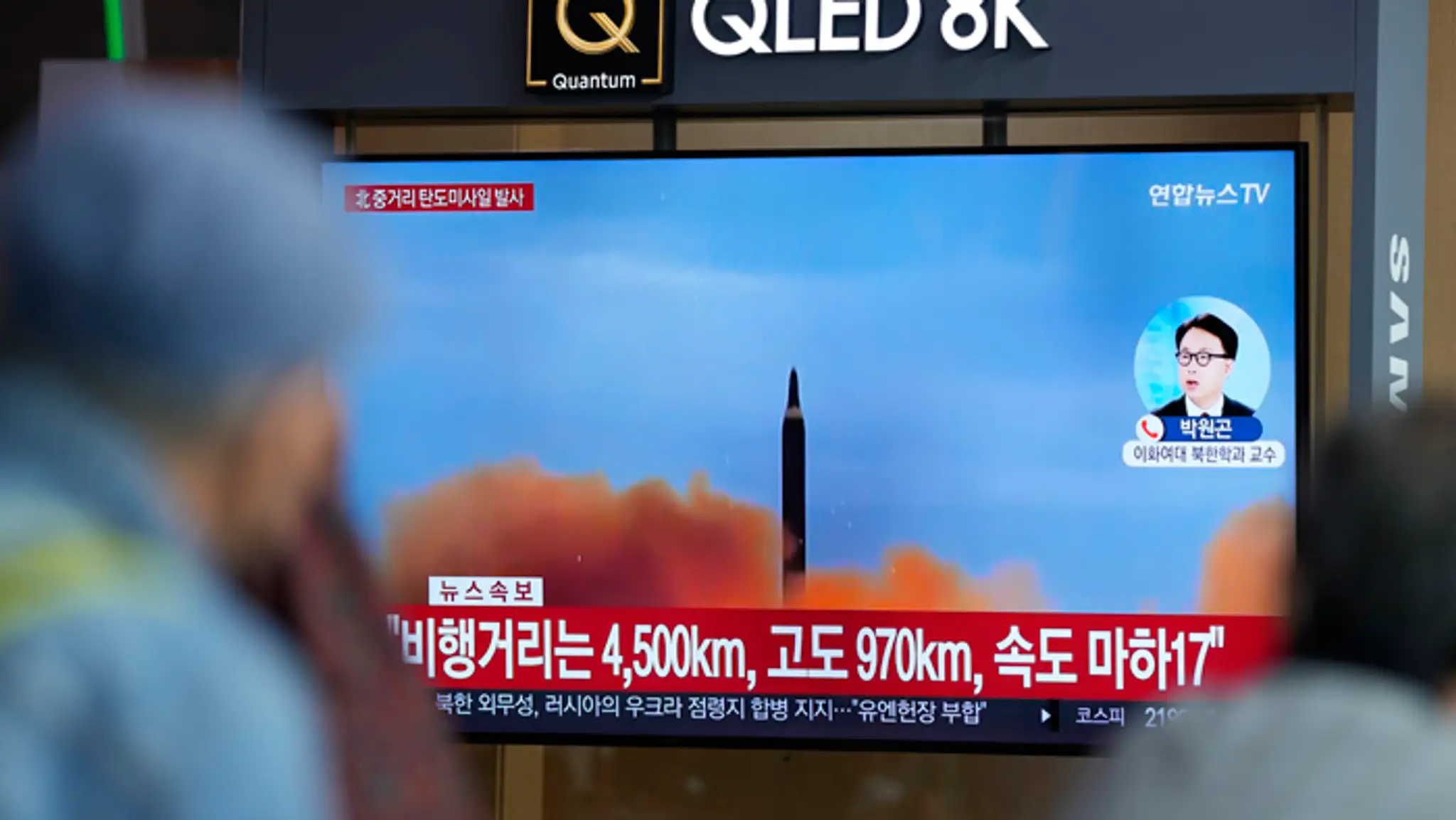 Severná Kórea po piatich rokoch odpálila raketu ponad Japonsko.