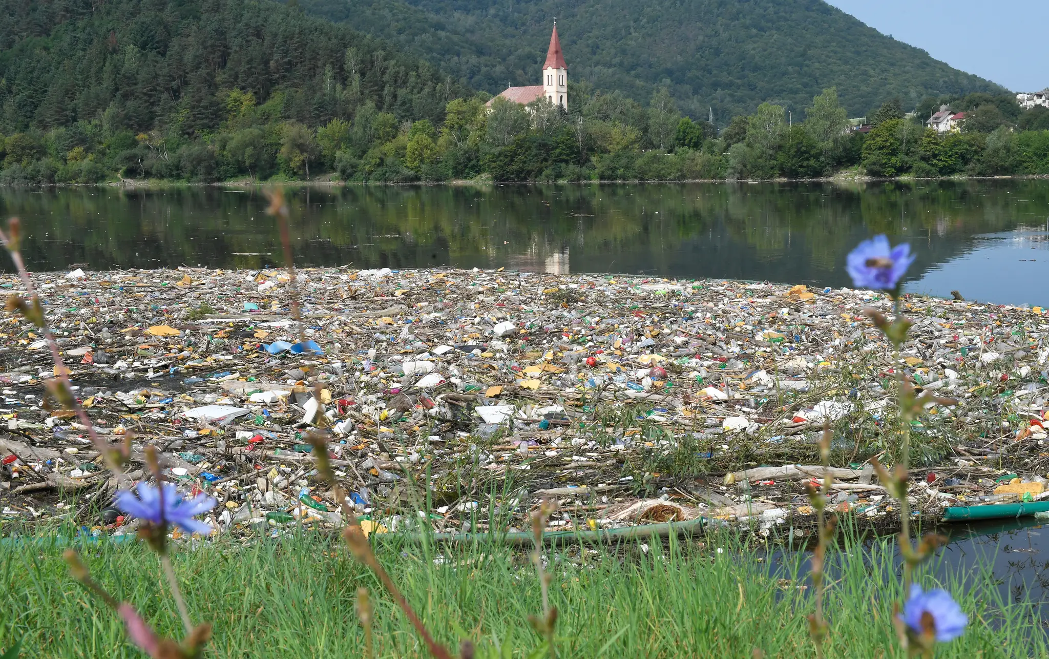 Odpadky v Ružíne.