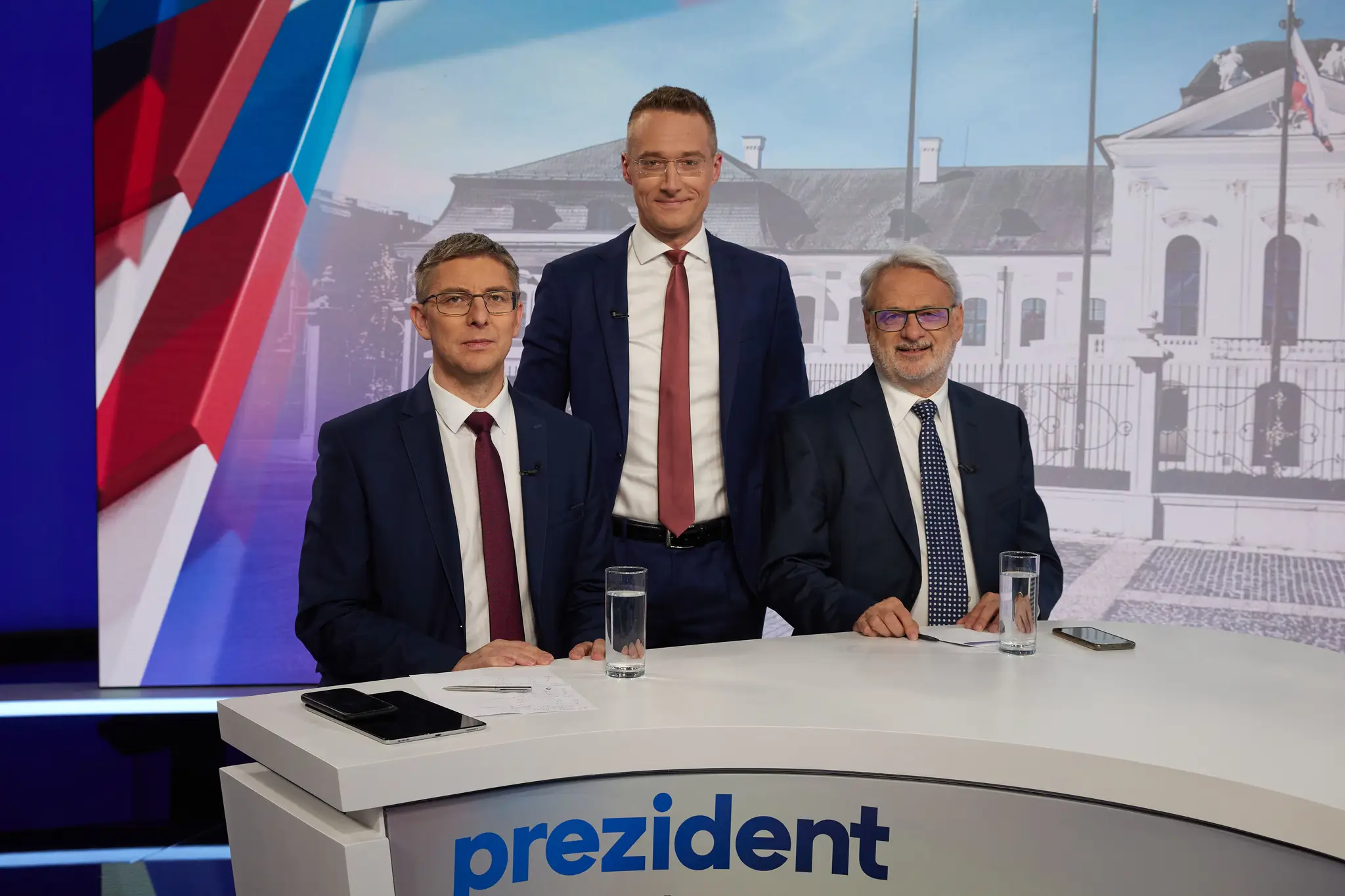 michal kovacic, marian lesko, martin slosiarik v televiznom studiu