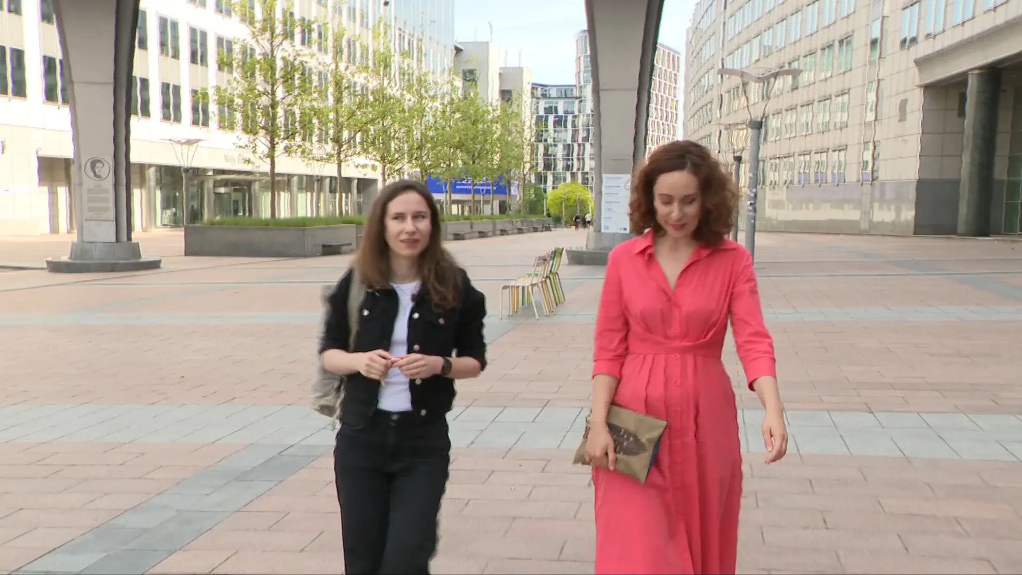 Karolína Koščová je asistentkou europoslanca.
