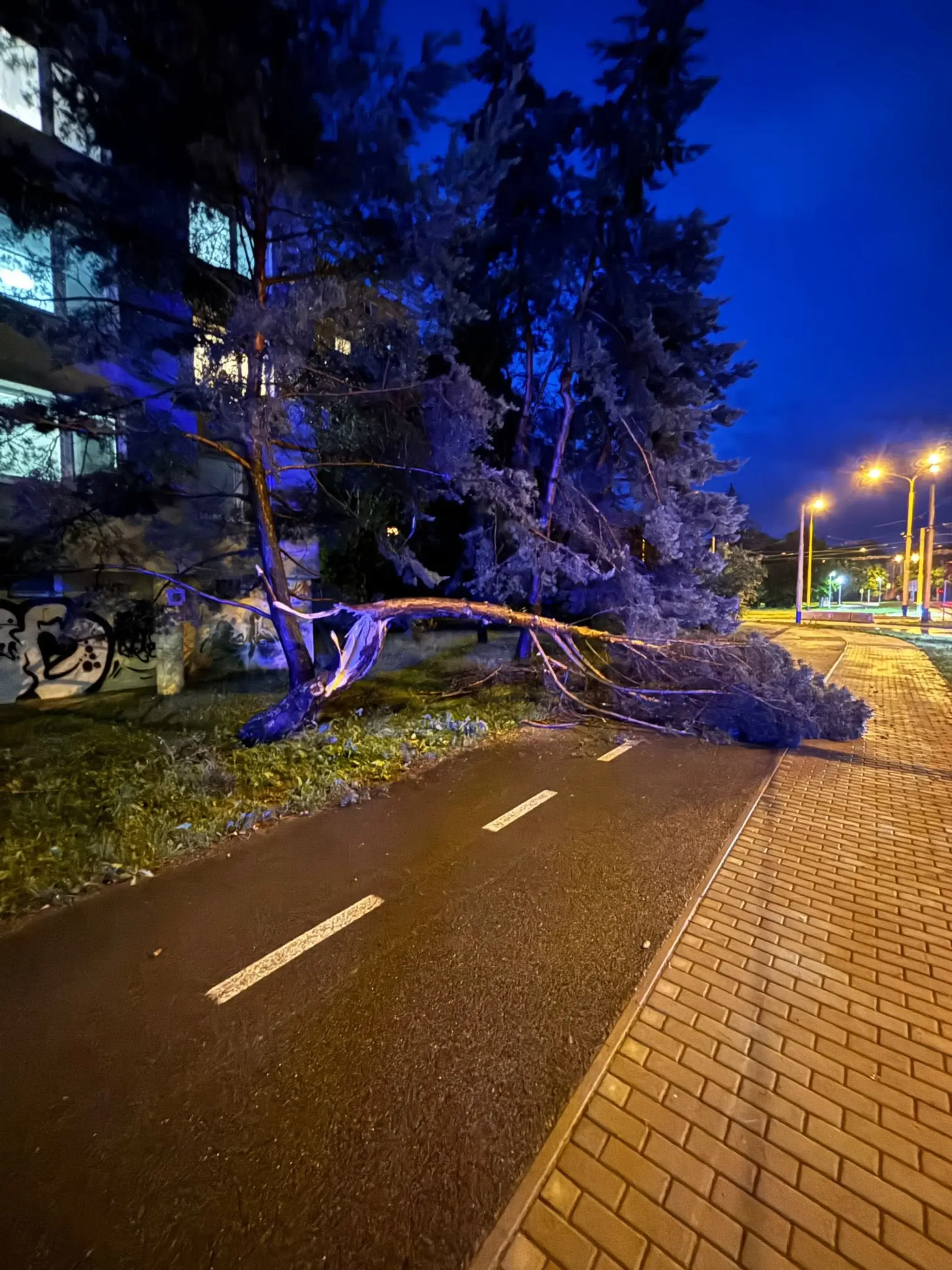 Škody po búrke v Prešove.