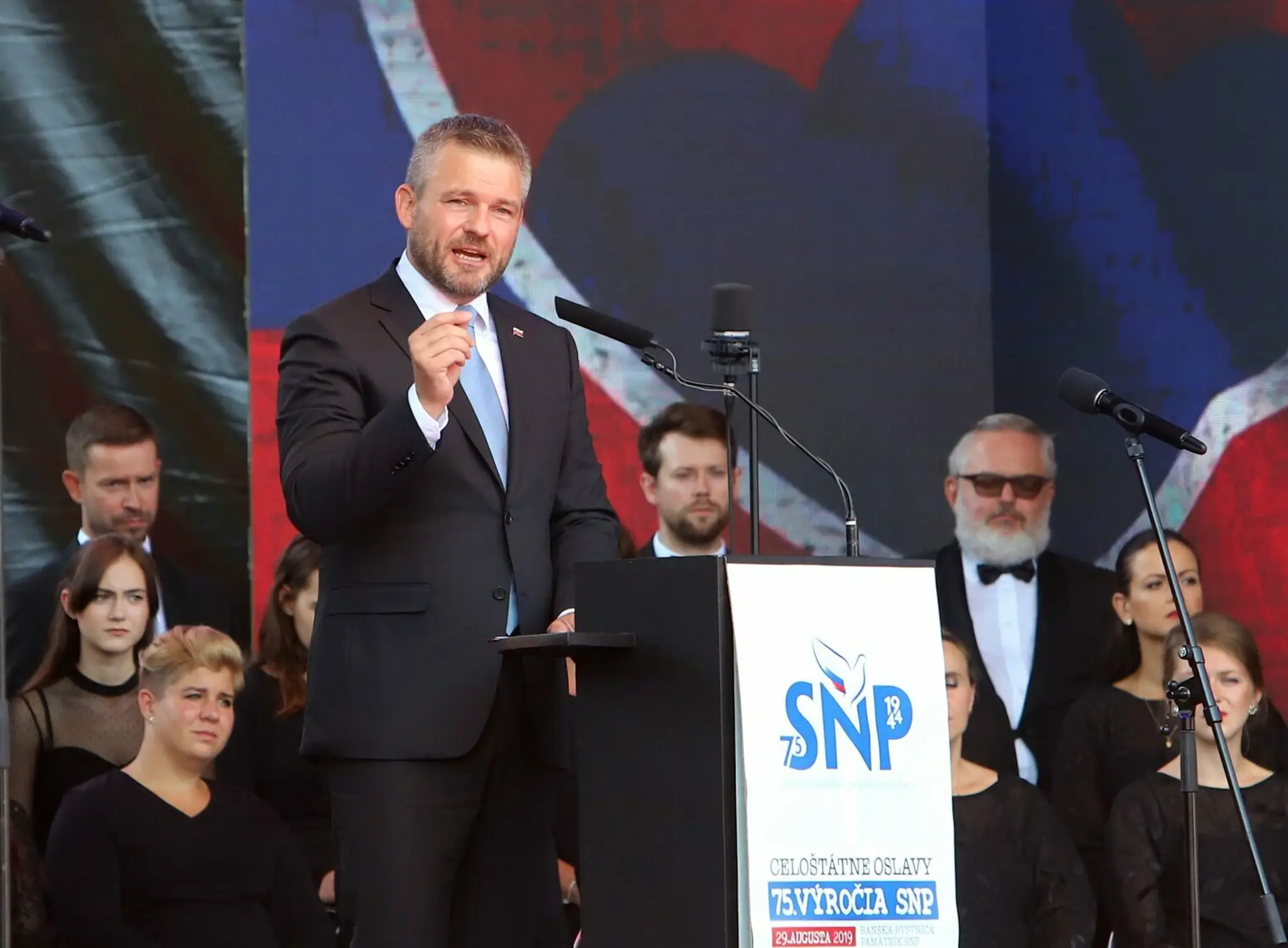Ocenení veteráni počas osláv 75. výročia SNP.