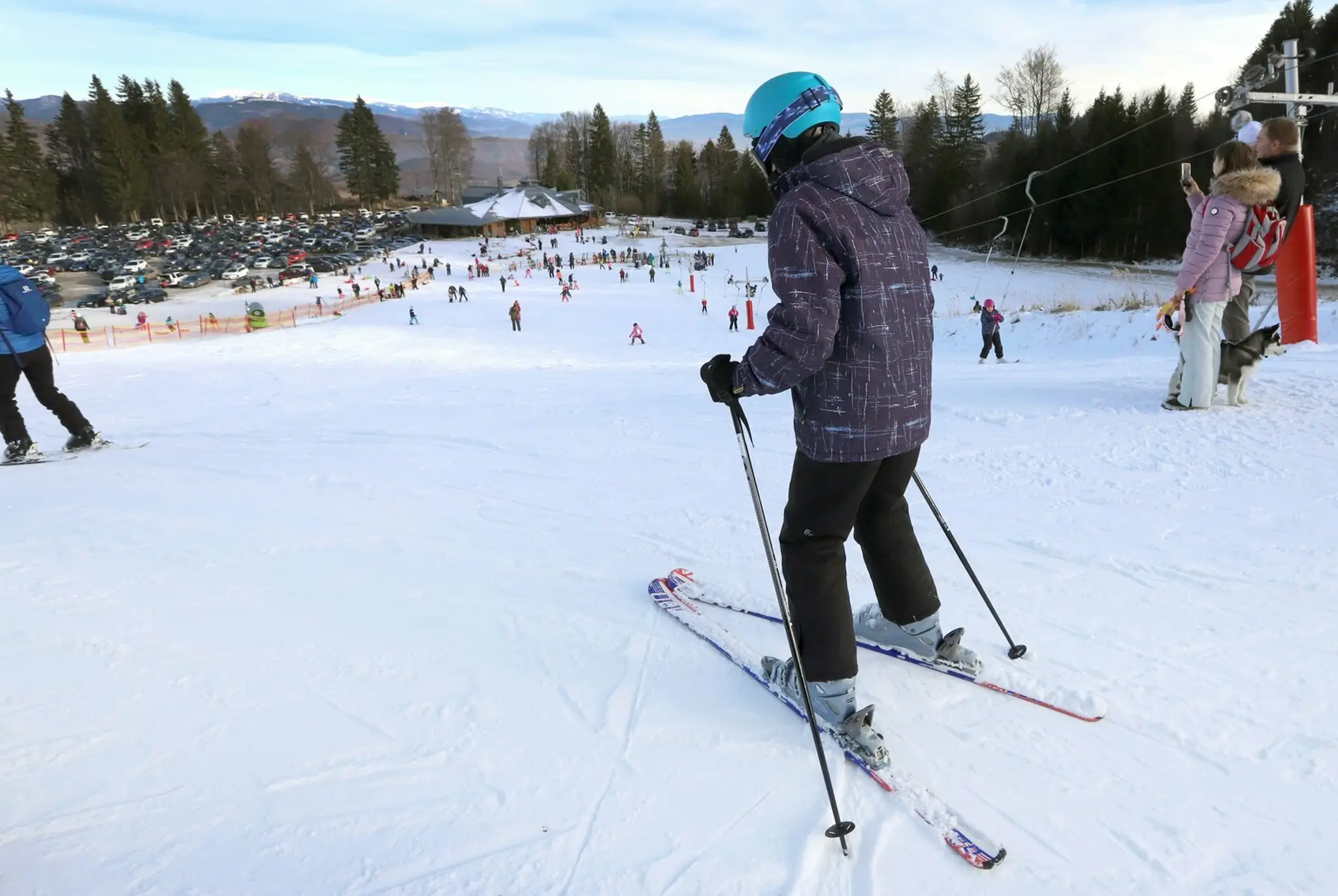 Lyžovačka v lyžiarskom stredisku Ski Králiky.