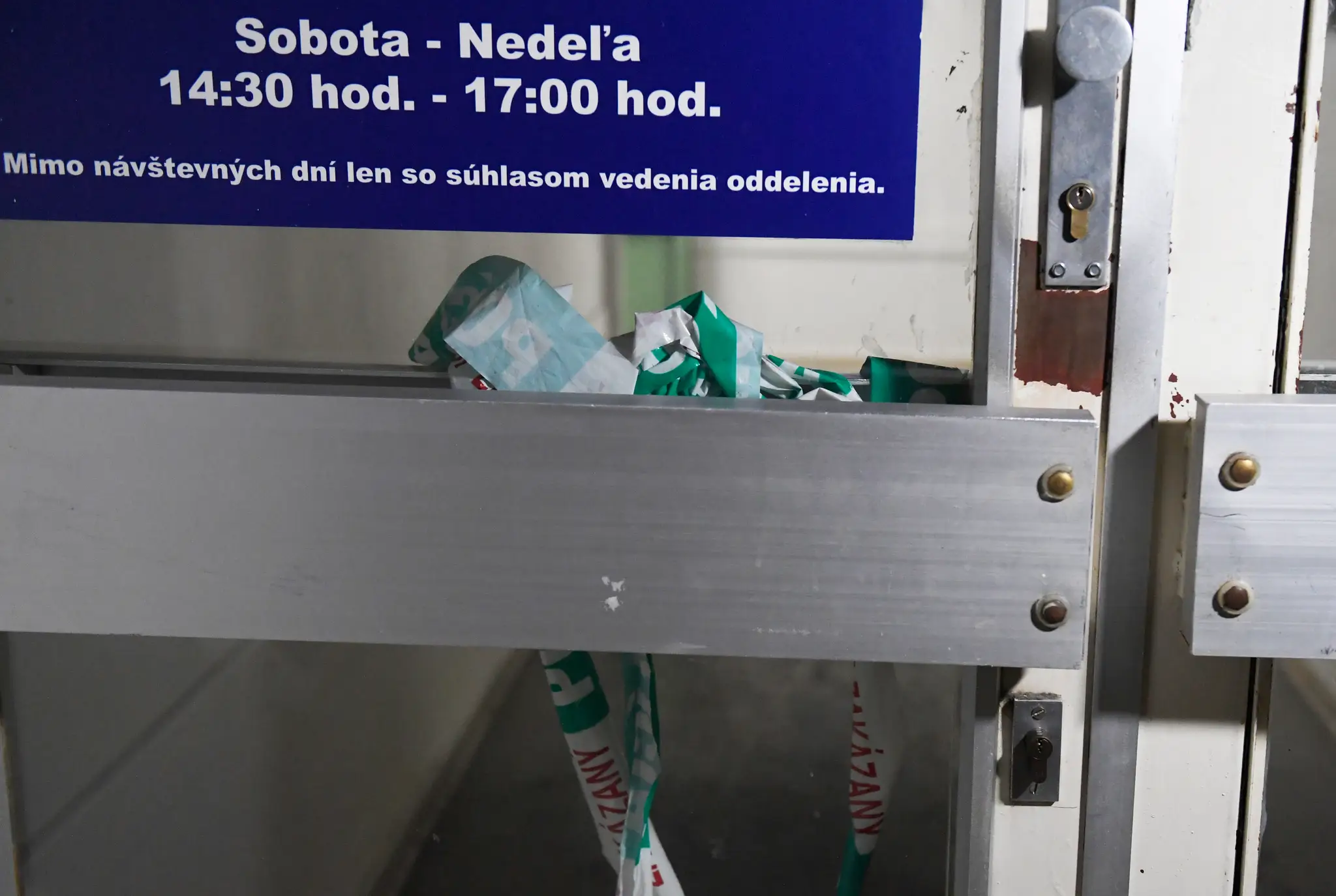 Pre požiar v UNLP Košice evakuovali pacientov.