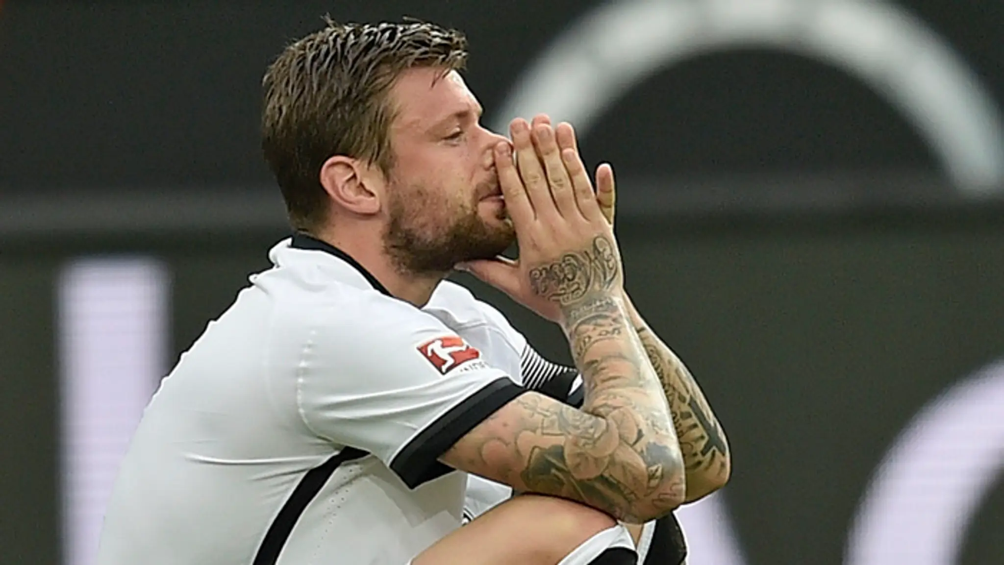 Obranca tímu Eintracht Frankfurt Marco Russ.