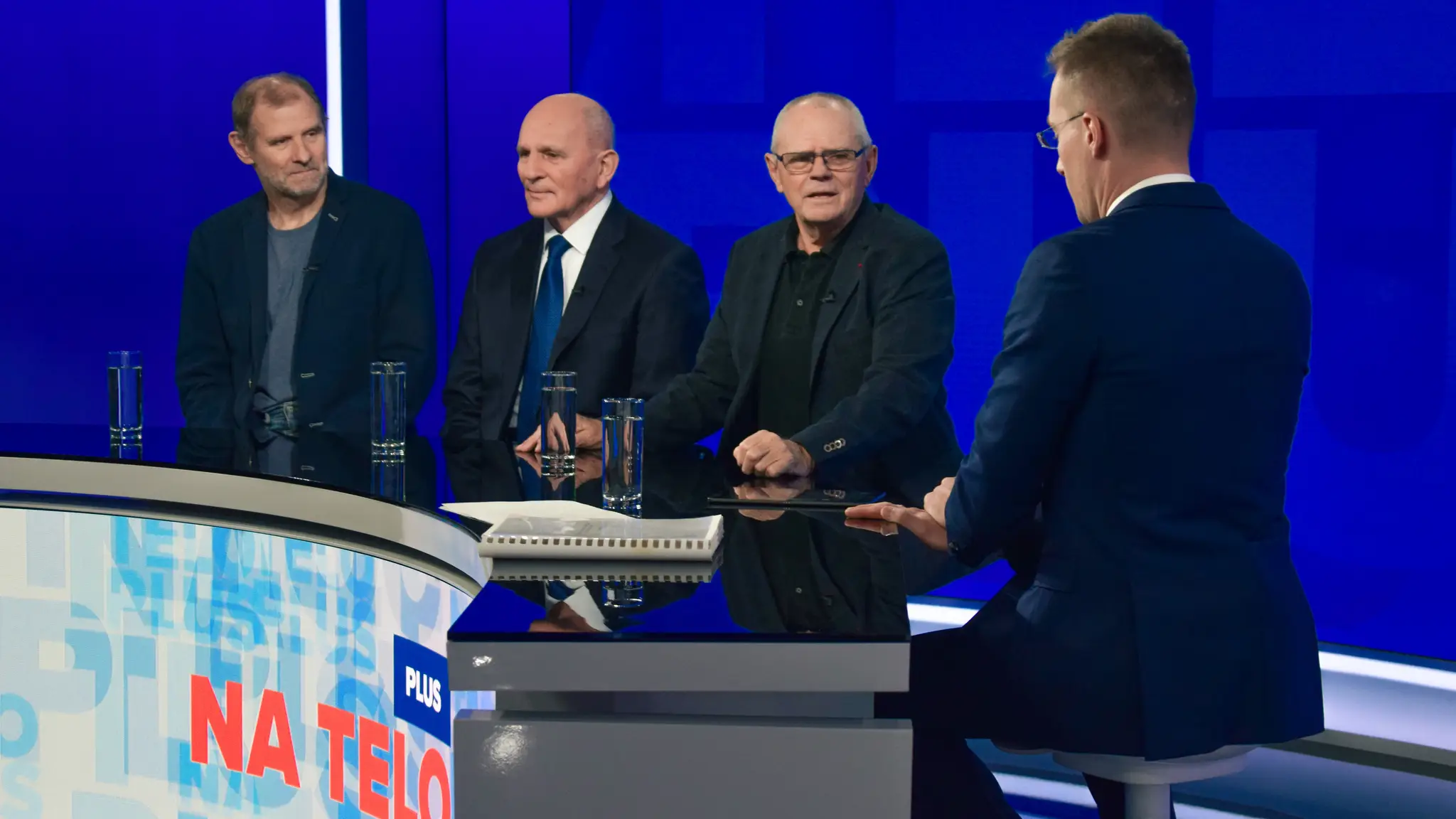 Martin M. Šimečka, František Mikloško a Milan Kňažko v relácii Na telo plus.