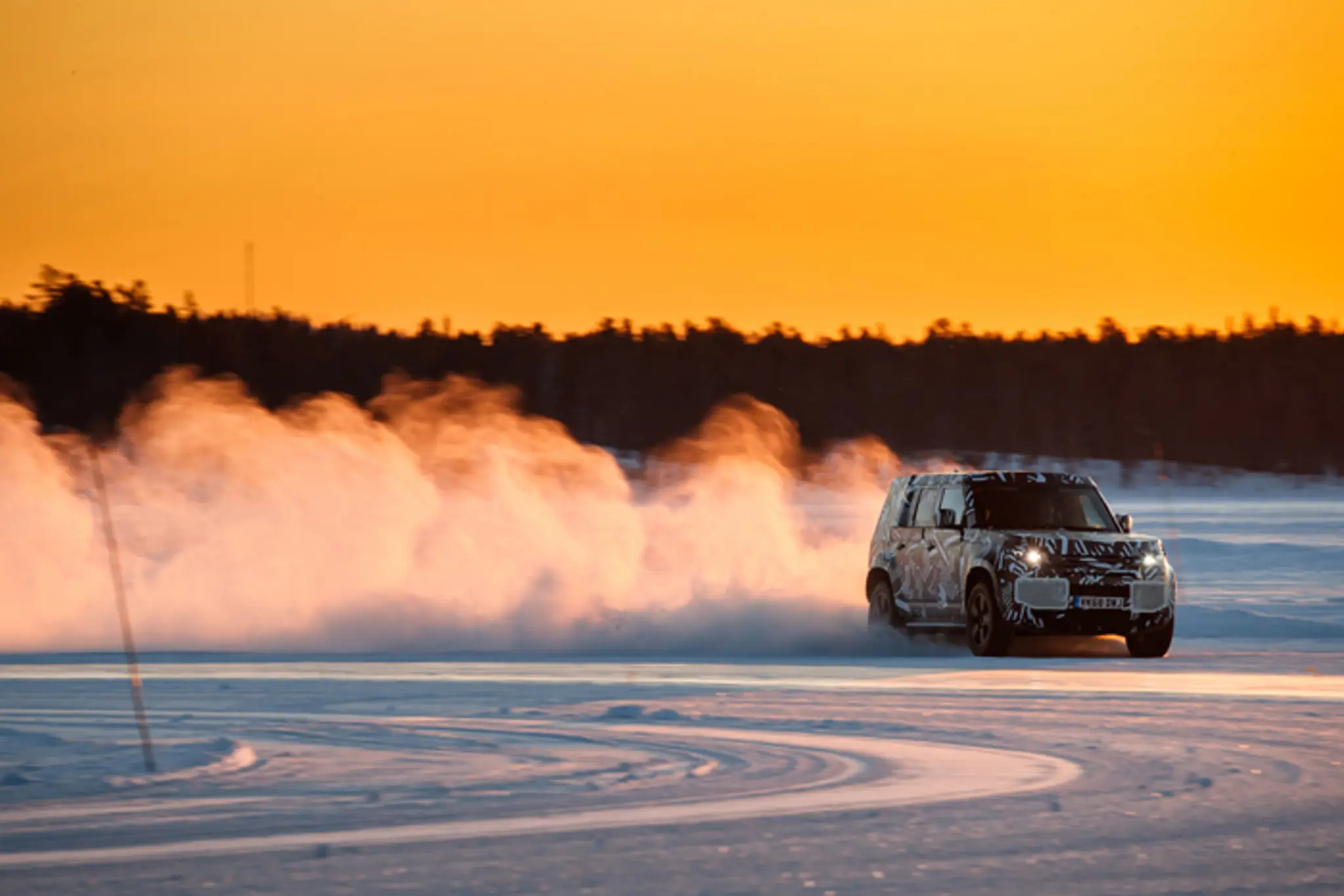 Christoph Zimmermann z Norwichu oslavuje postup do najvyššej anglickej Premier League.
