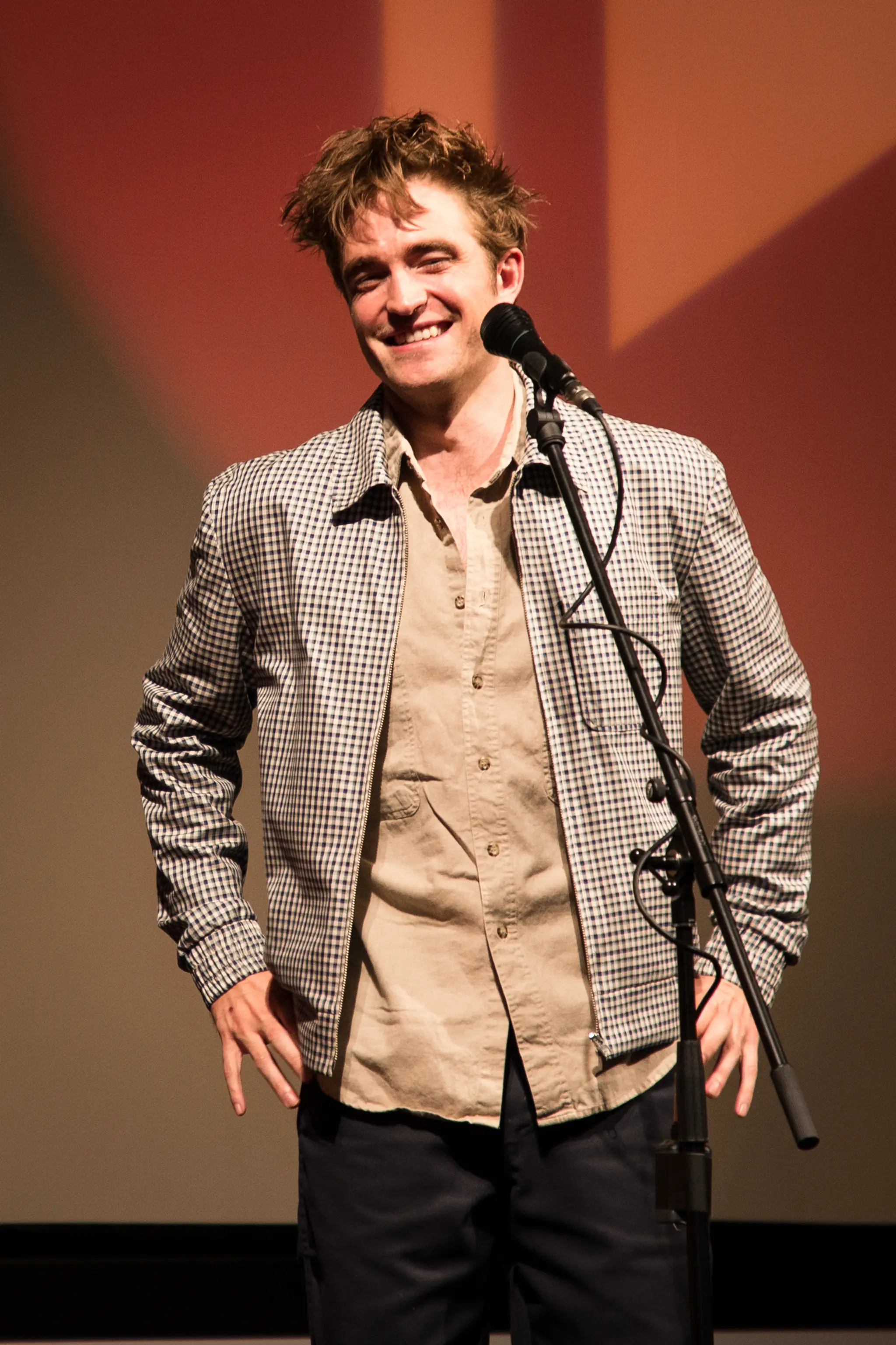 Robert Pattinson uviedol v mestskom divadle v Karlových Varoch film Cesta