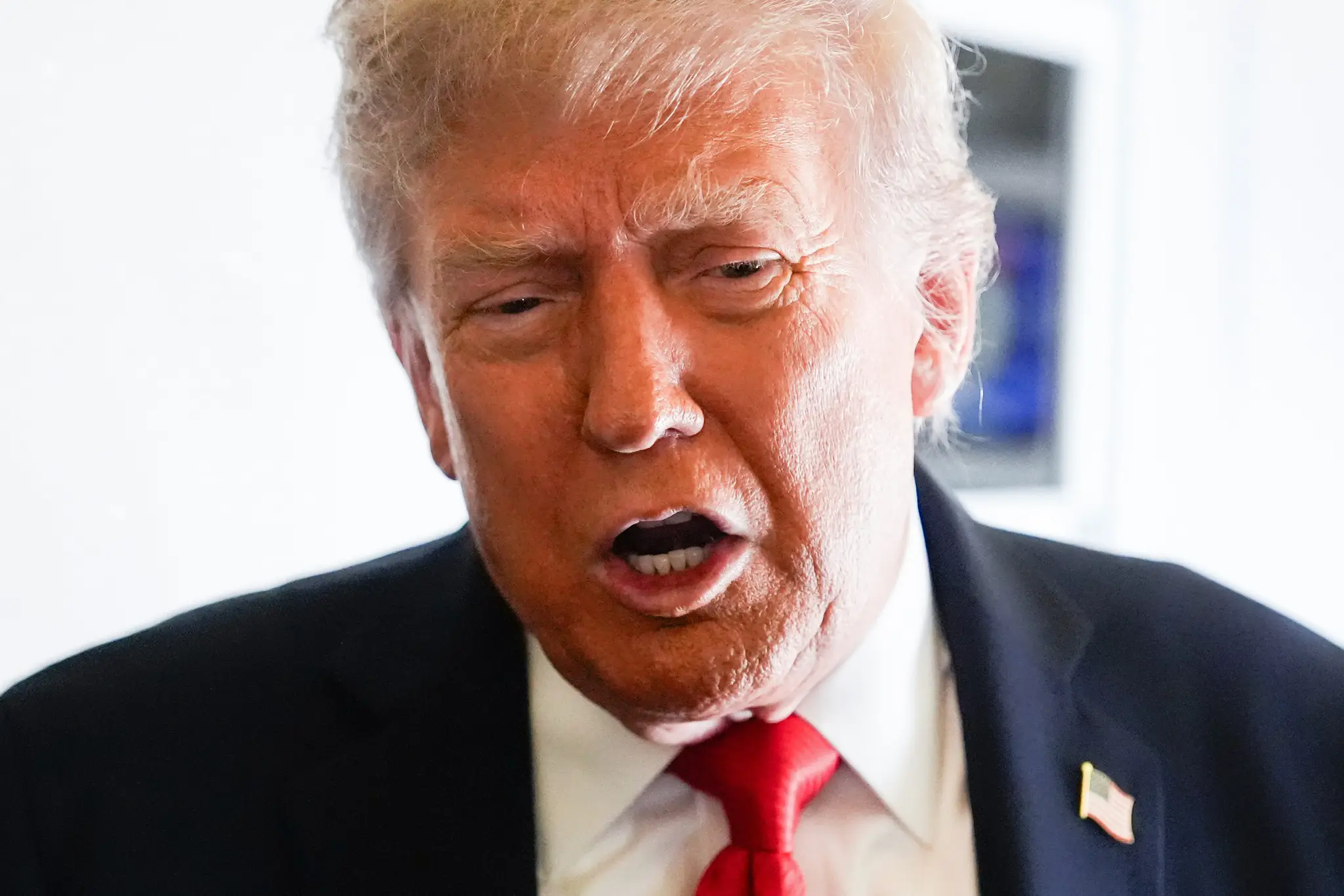 Donald Trump vylúčil prímerie na Ukrajine. USA navrhli Kyjevu bezpečnostné záruky