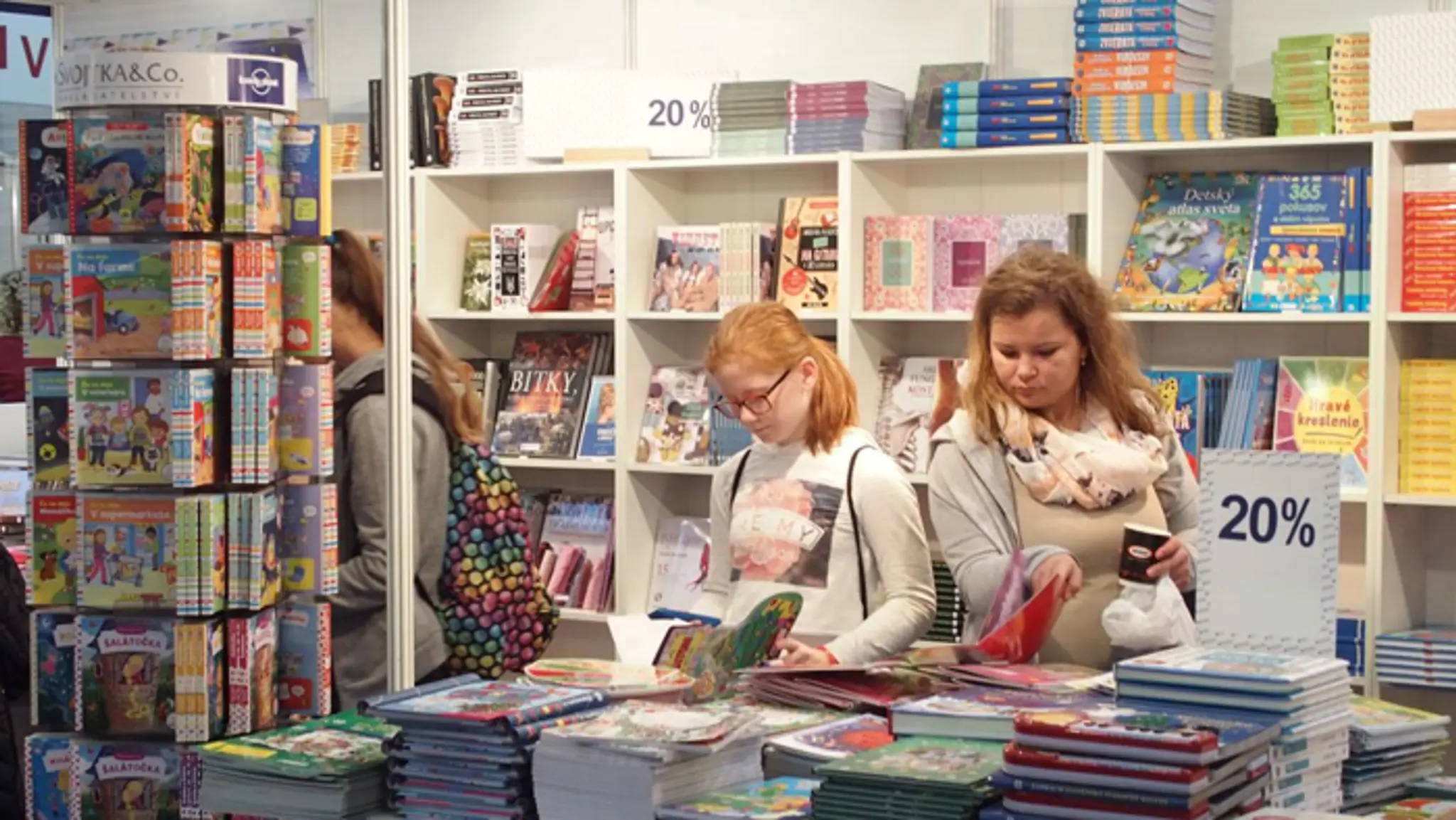 Archívna snímka z knižného veľtrhu Bibliotéka.