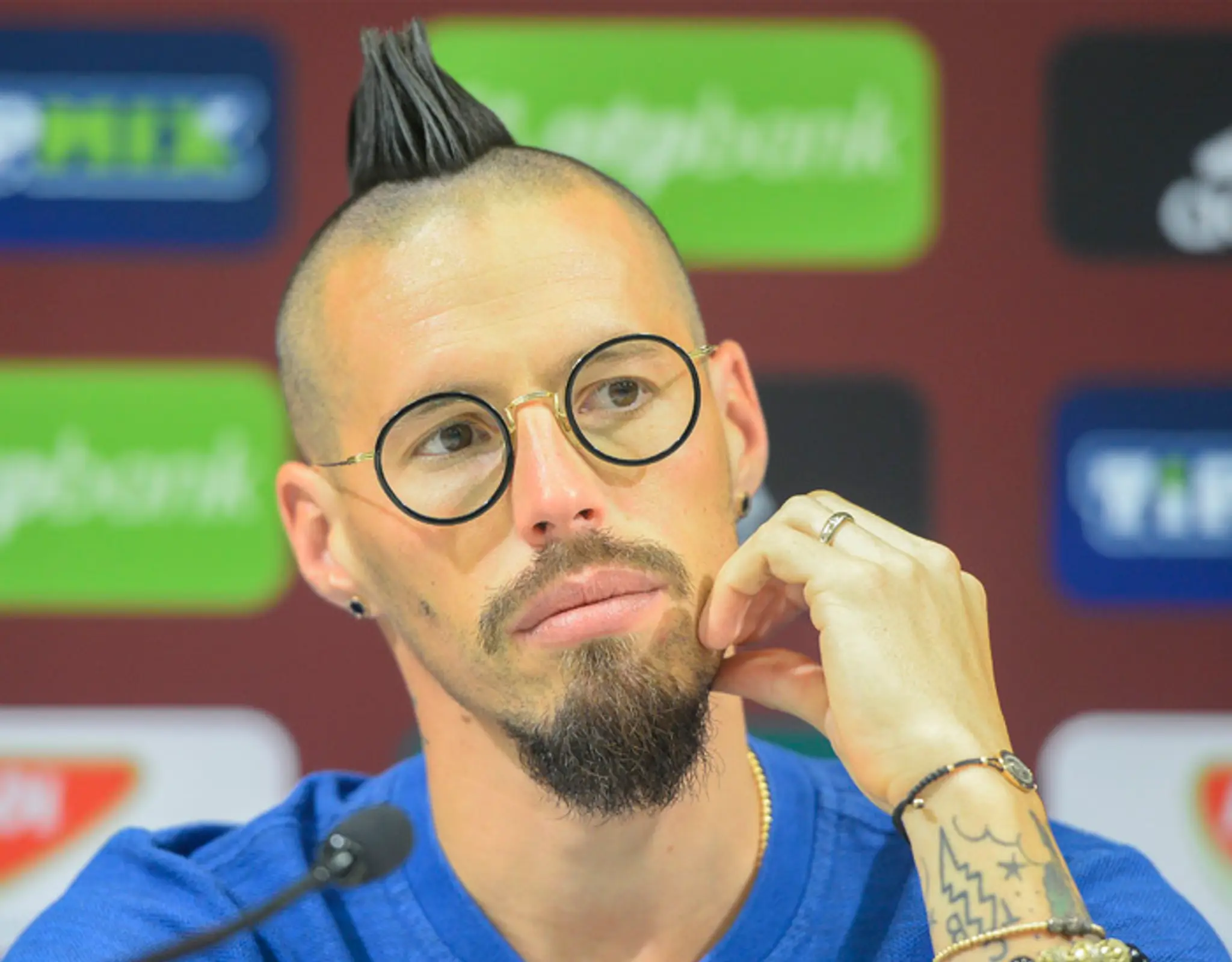 Brankár Martin Dúbravka a vpravo Róbert Boženík.