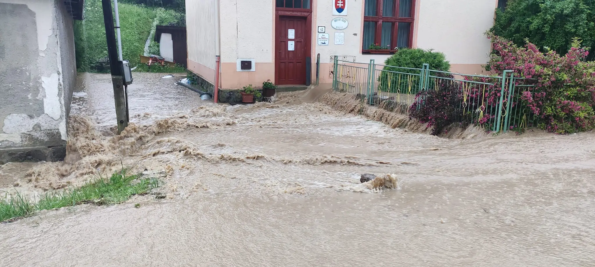 Zaplavená obec Beluj