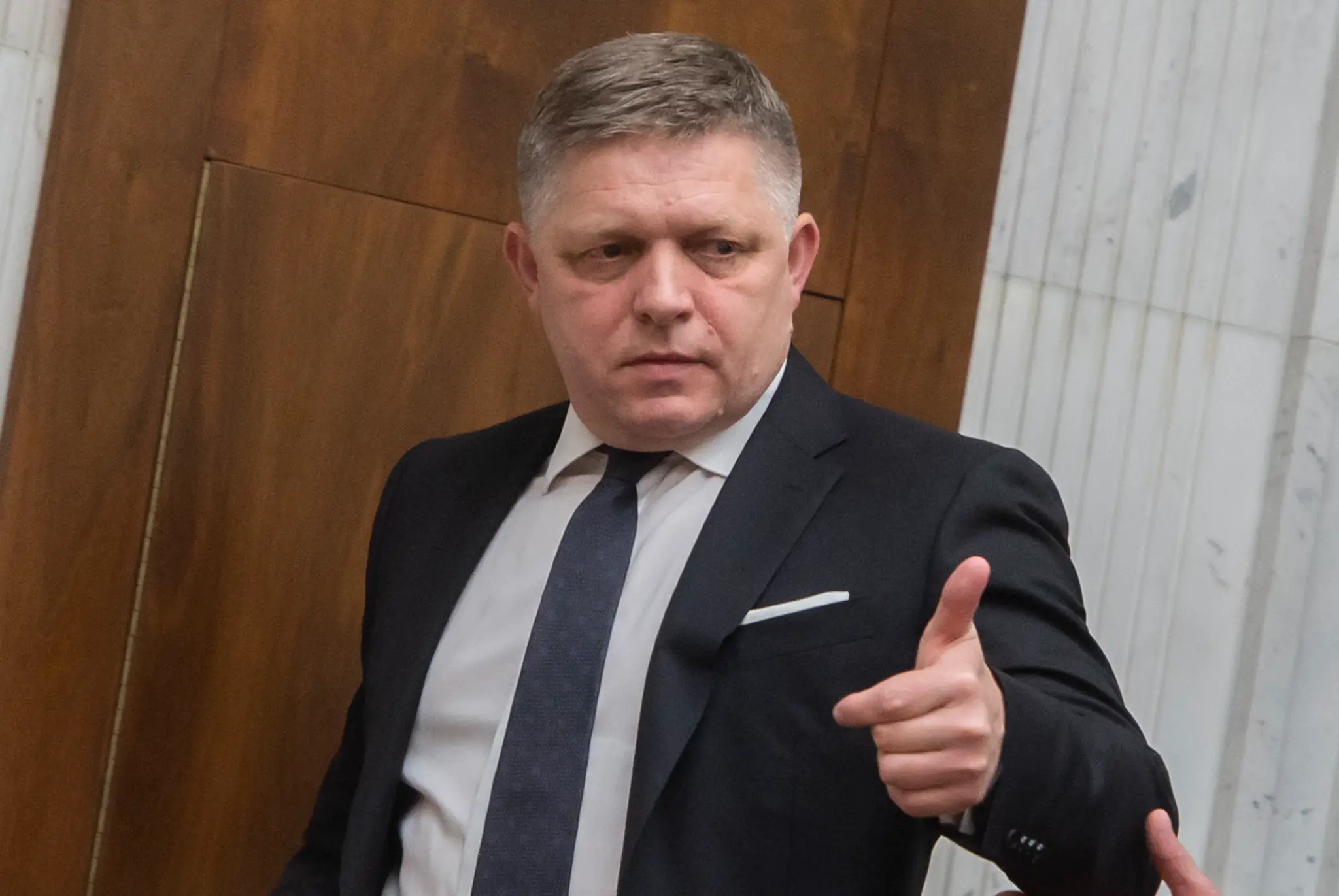 Robert Fico po hlasovaní o návrhu na vydanie na väzobné stíhanie.