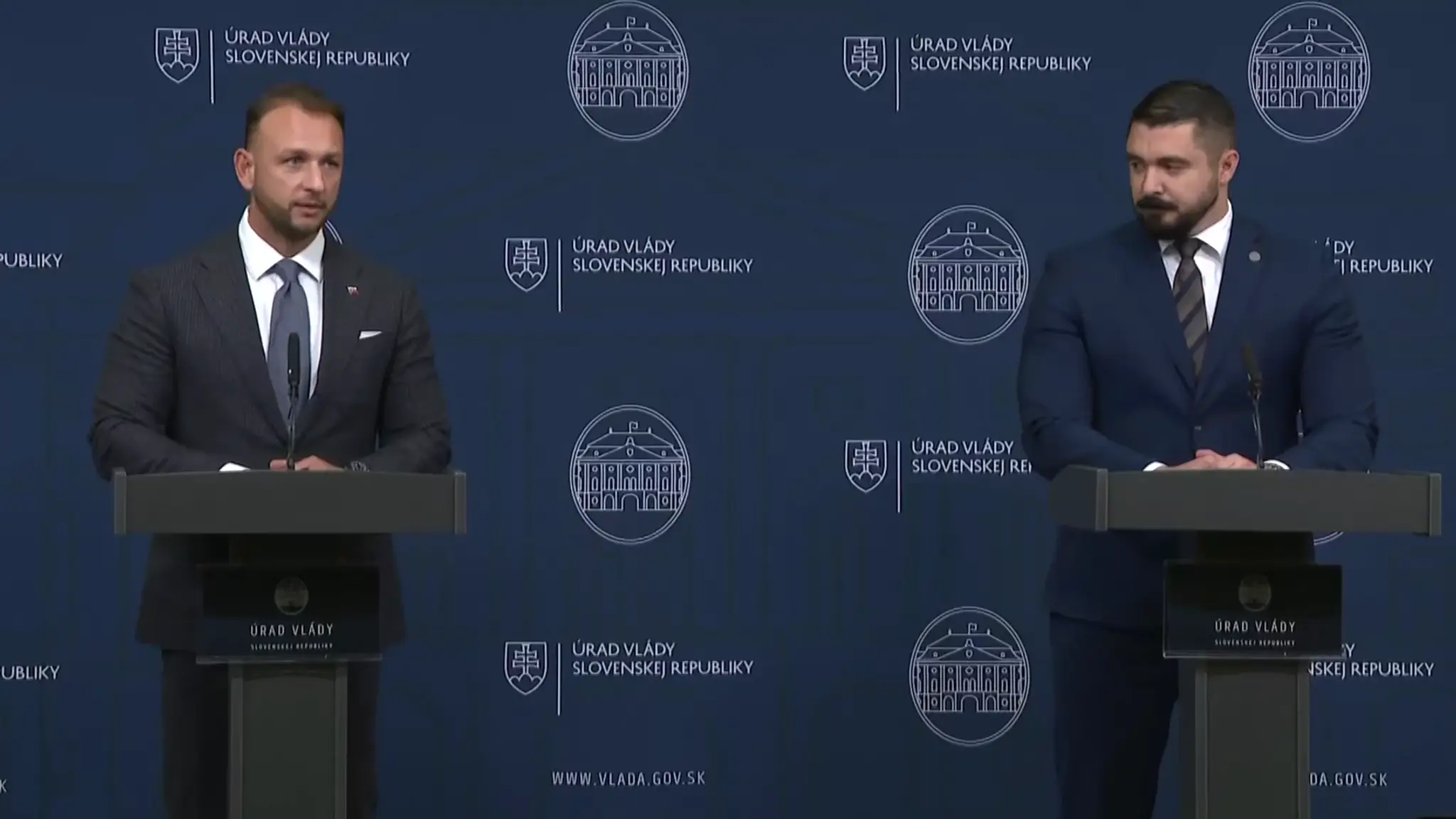 Minister Matúš Šutaj Eštok a šéf SIS Pavol Gašpar.