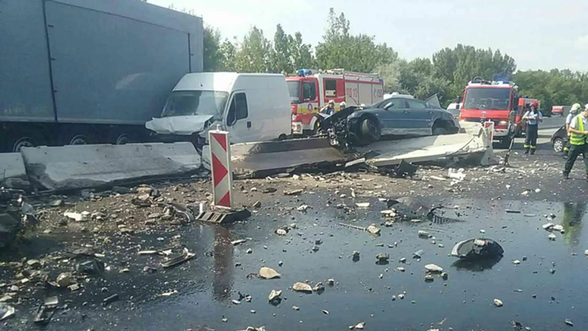 Nehoda na D1 pri Červeníku.