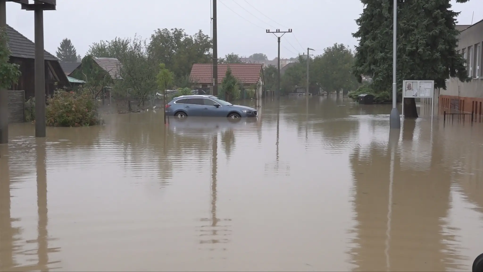Situácia v Radošovciach.