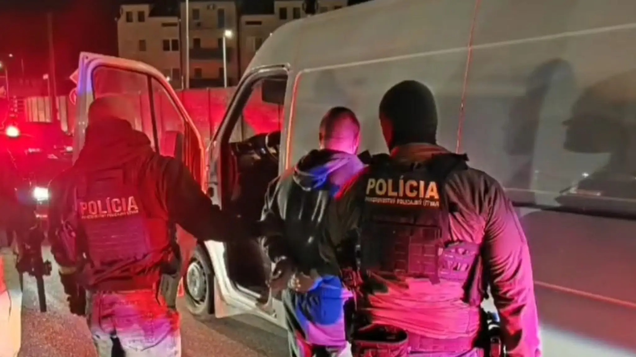 Razia malackých a bratislavských policajtov