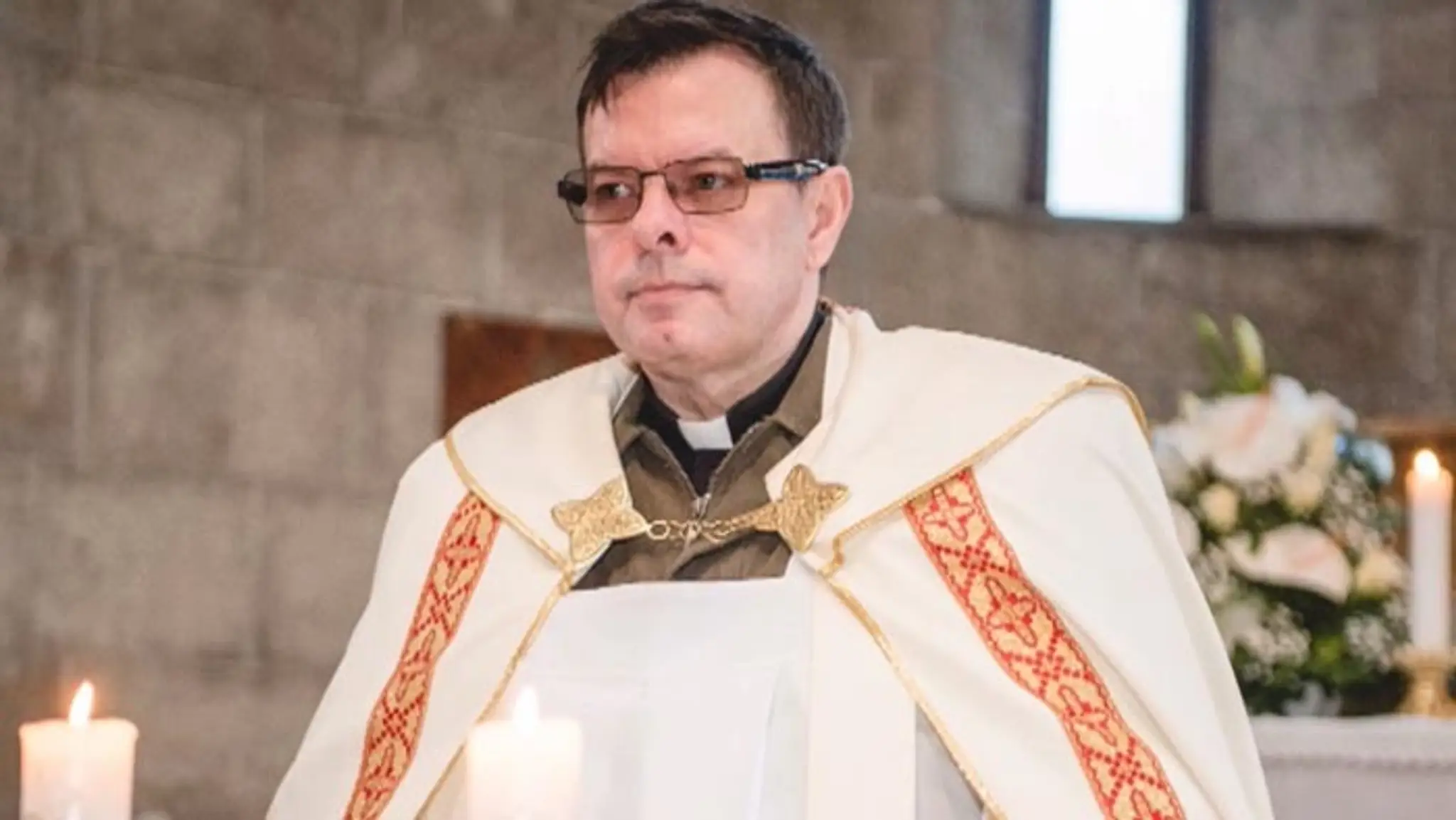 Katolíckeho kňaza Alexandra našli mŕtveho na fare.