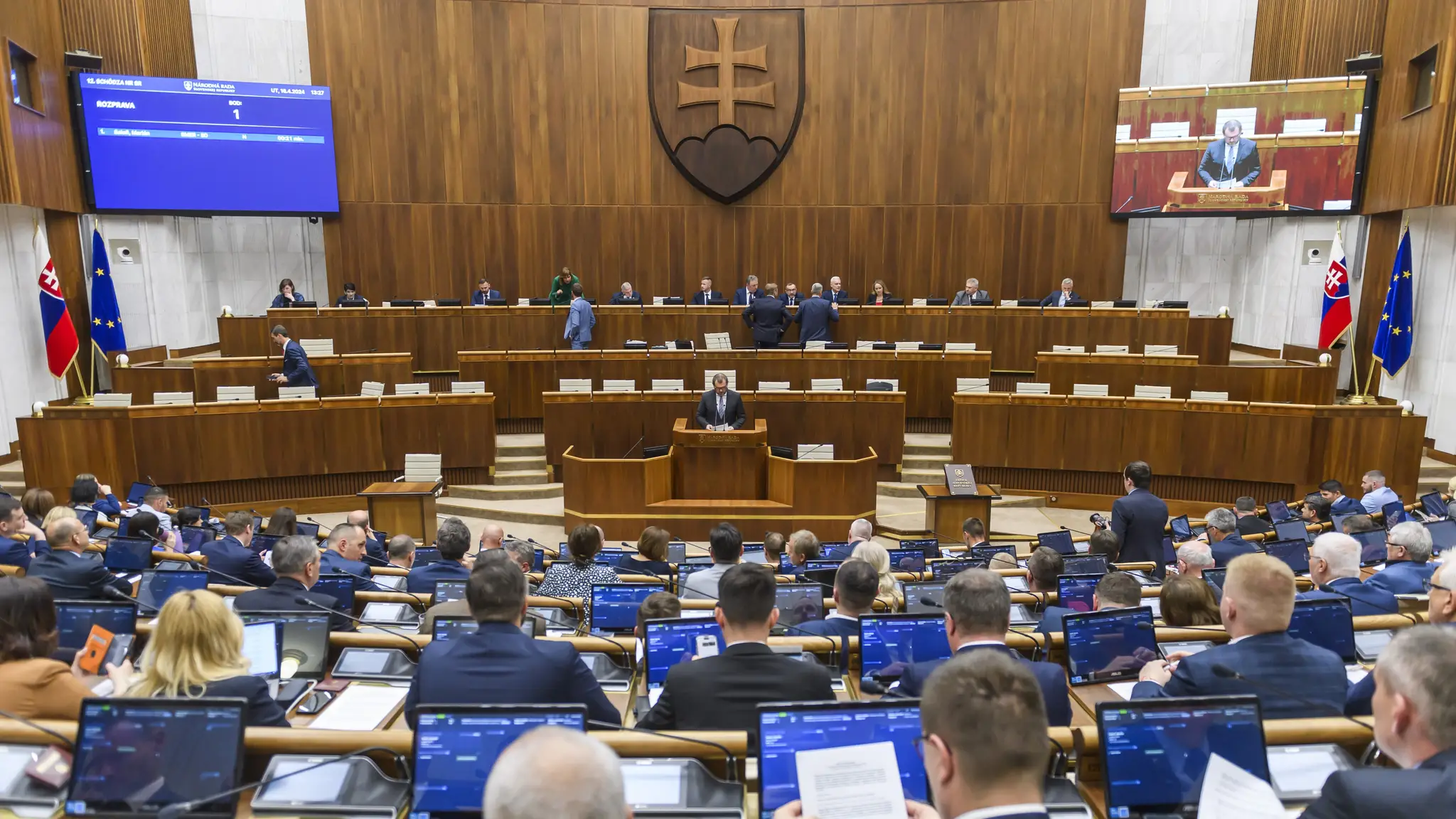 Parlament. Ilustračná snímka.