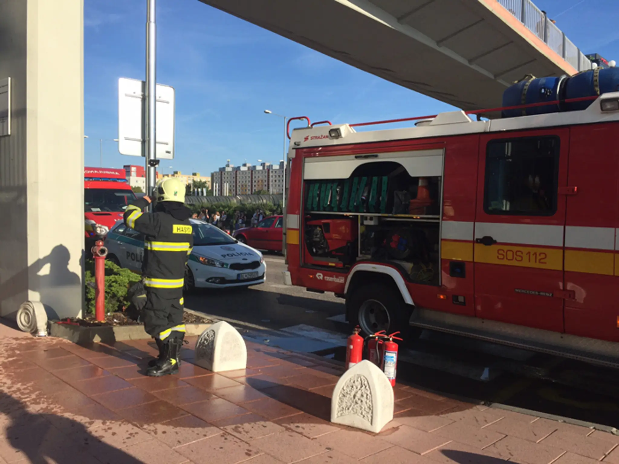 Hasiči zasahovali v Auparku, kde horelo.