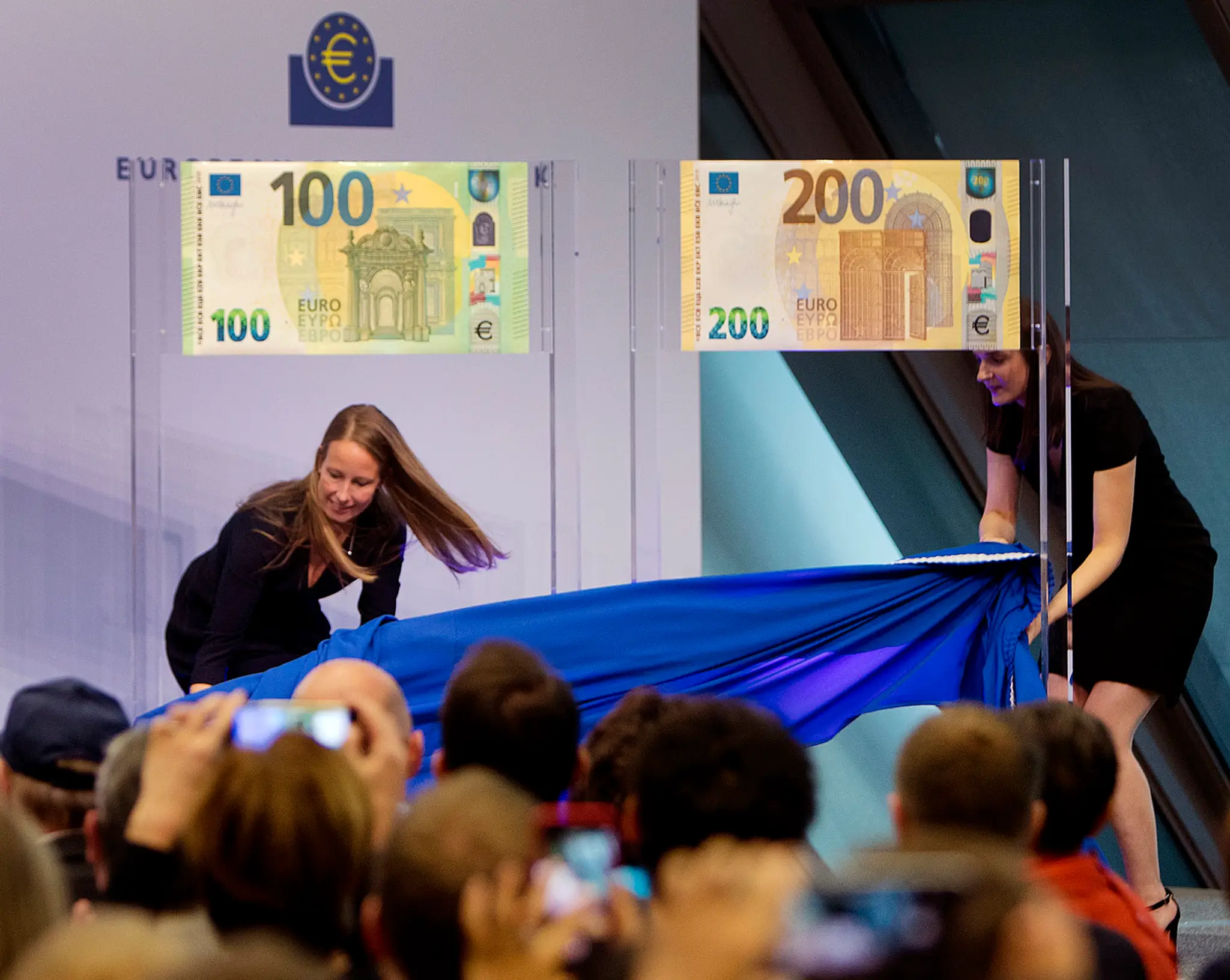 Nové bankovky.
