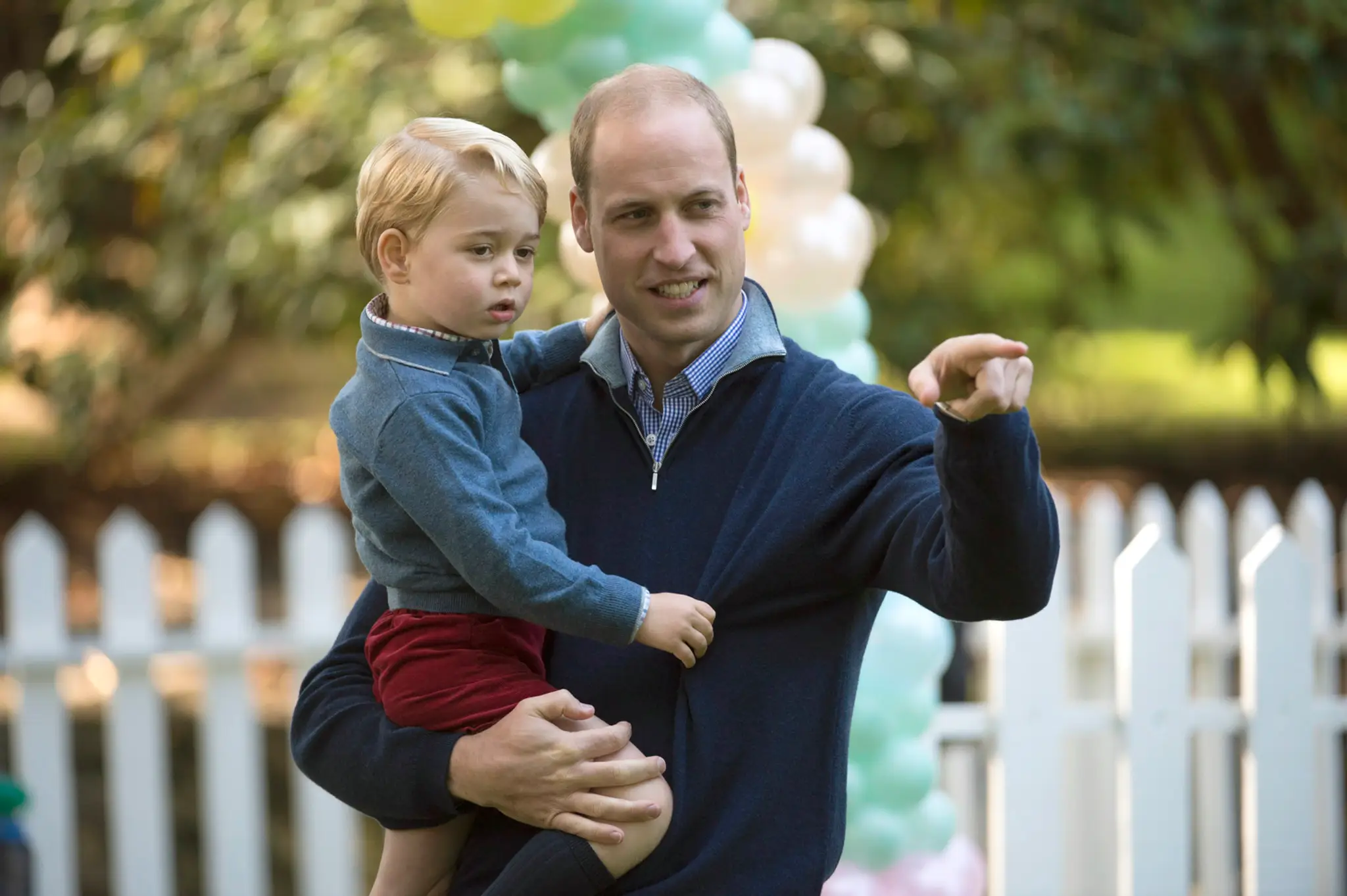Princ George a princezná Charlotte
