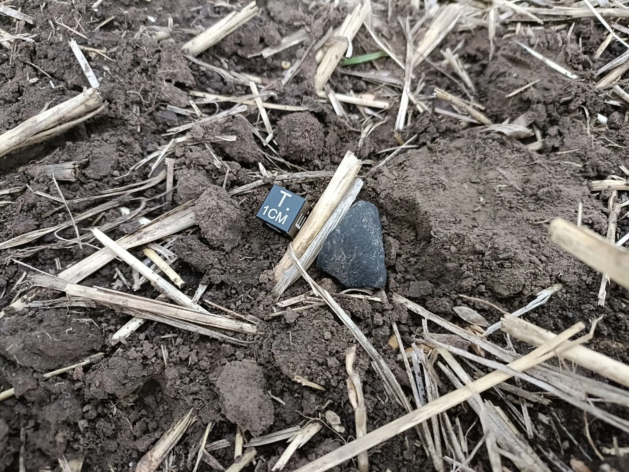 Nájdený meteorit v Pustých Úľanoch.