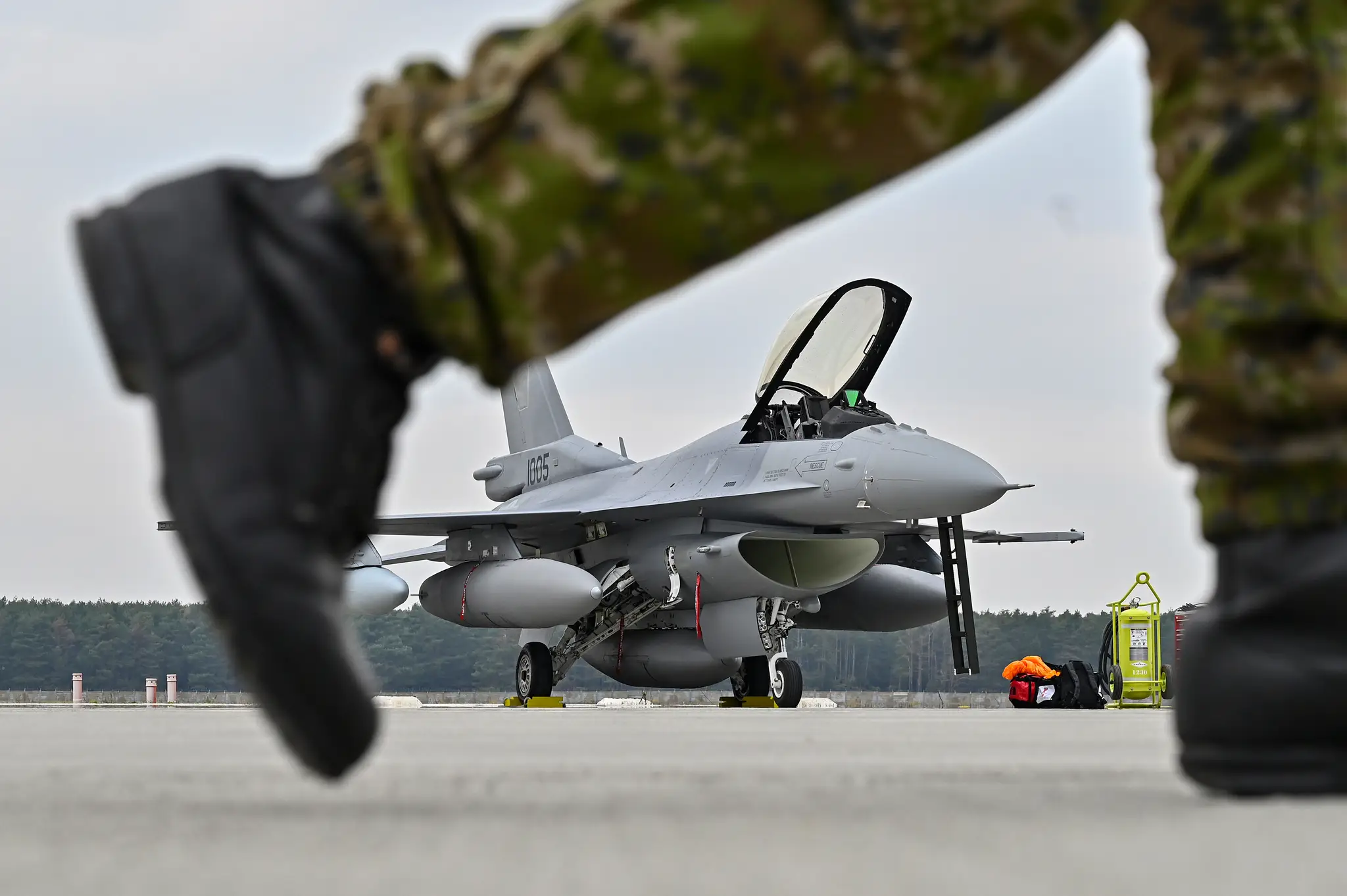 Na Slovensku pristáli ďalšie dve stíhačky F-16