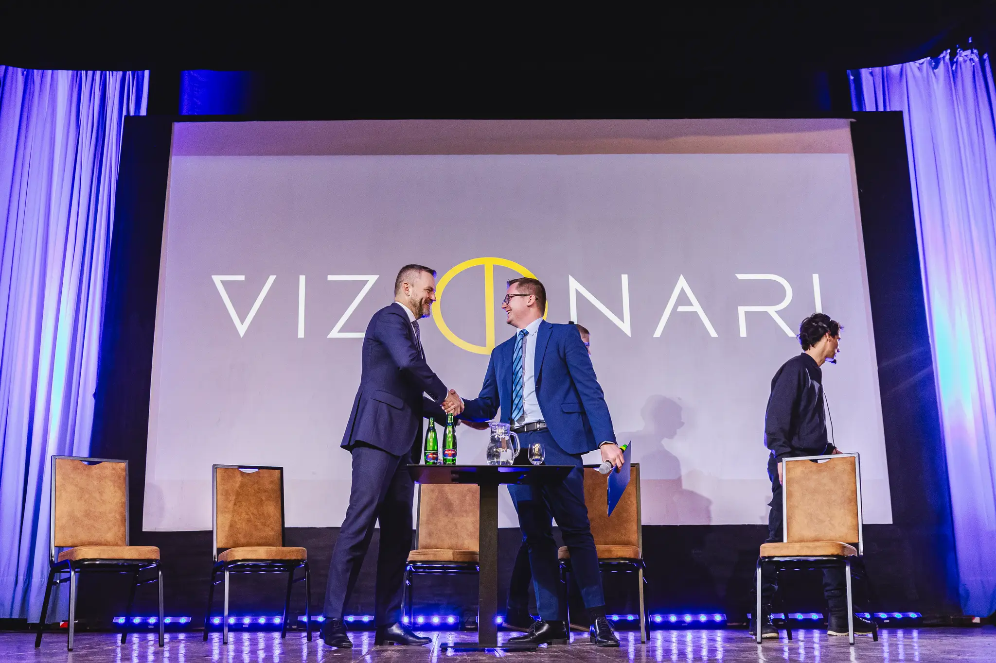 Vizionári.