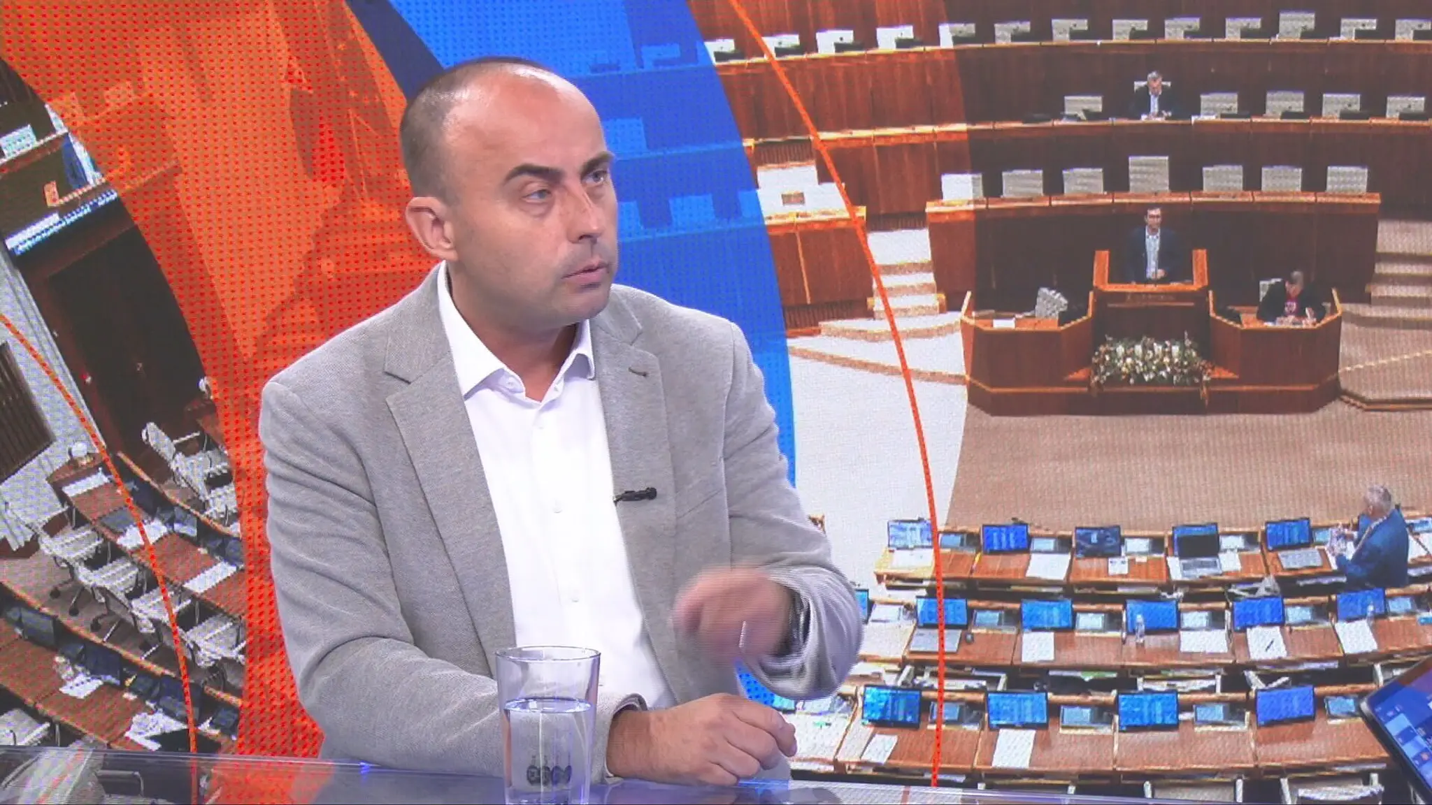 Radoslav Štefančík v TN live.