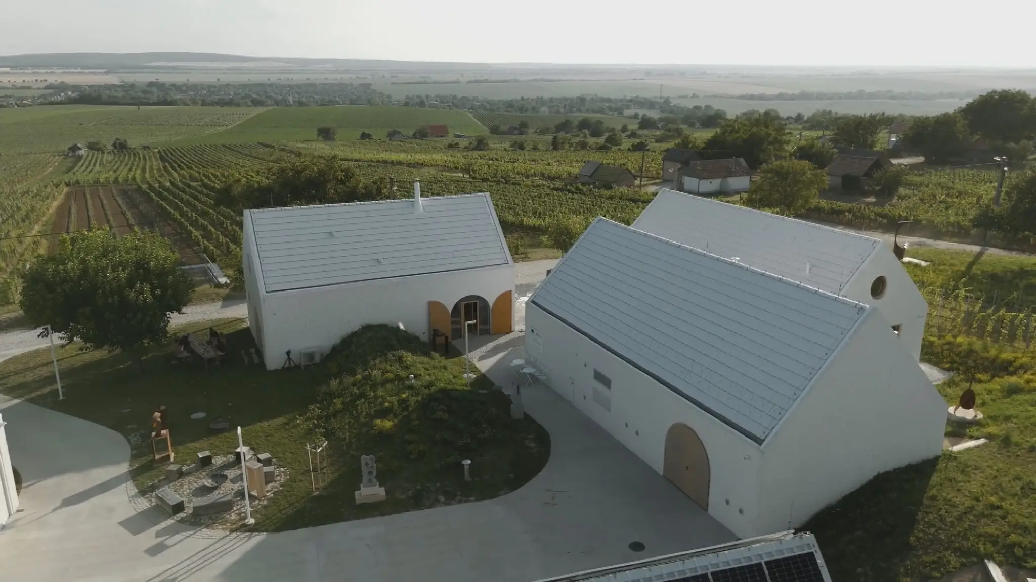 Domčeky v Strekove